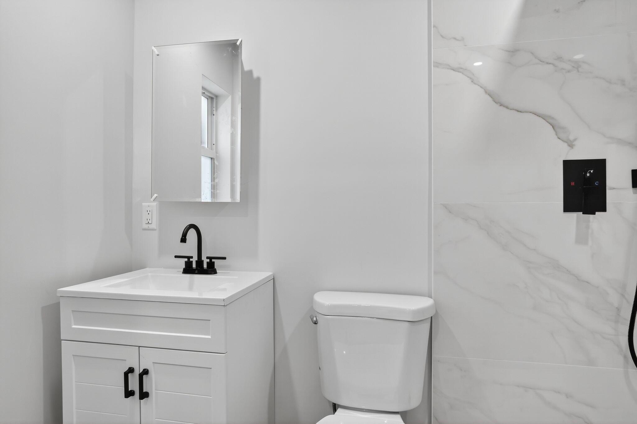 VACCA VILLA - Residential Lease