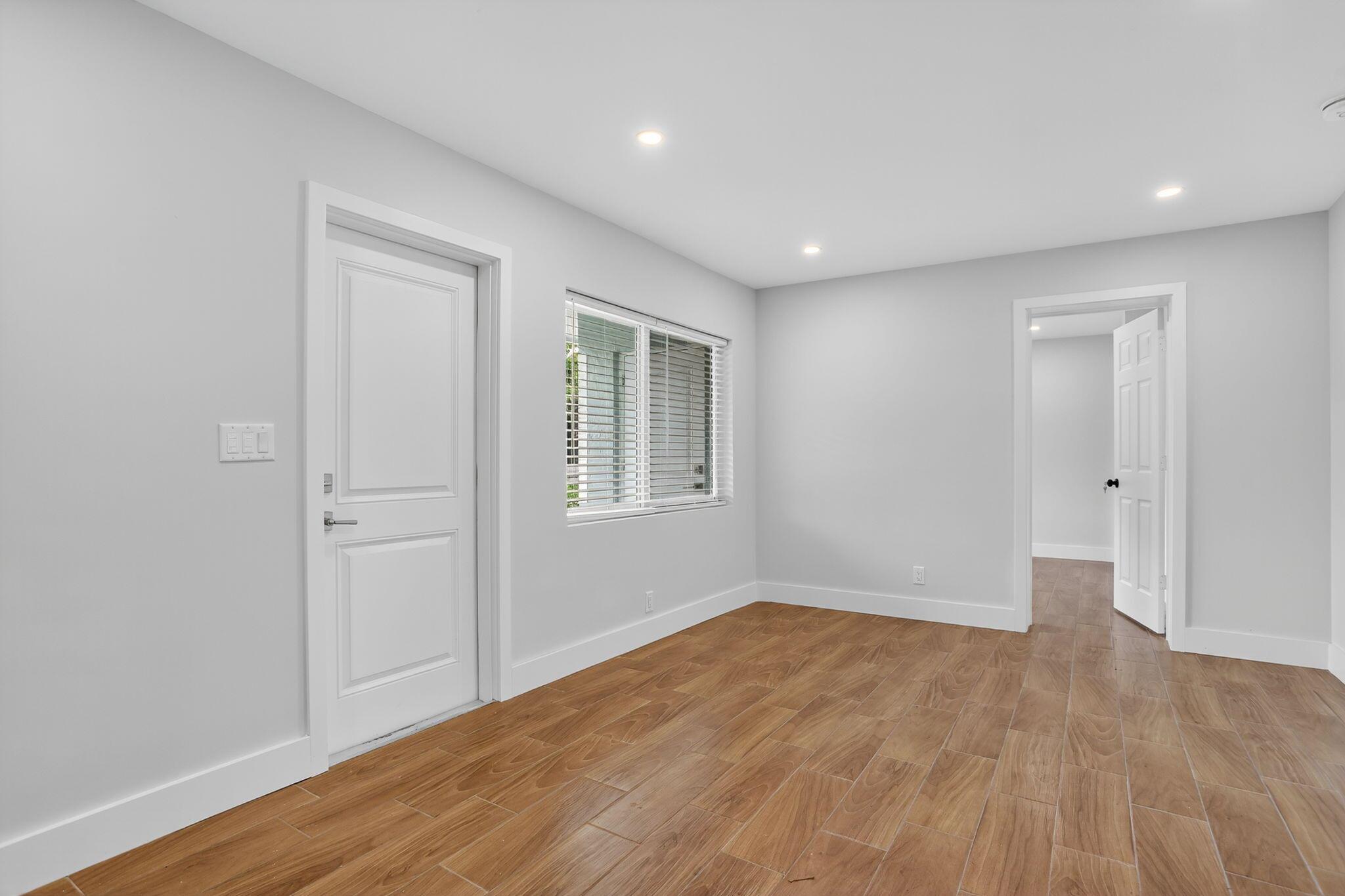 VACCA VILLA - Residential Lease