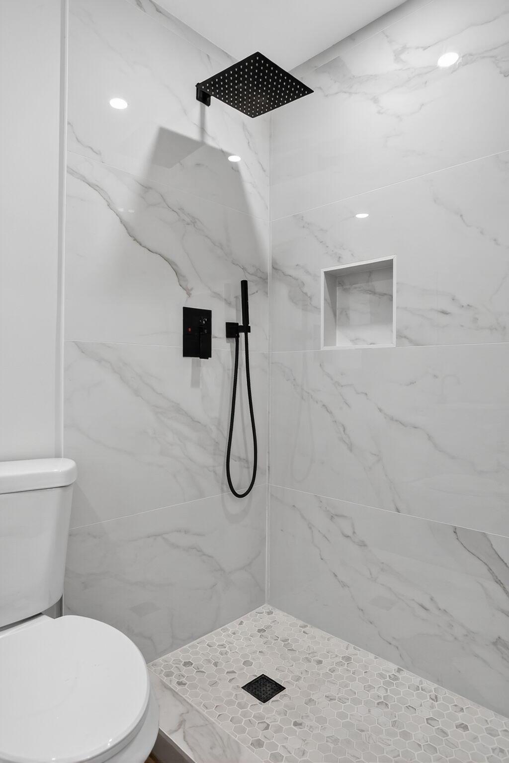 VACCA VILLA - Residential Lease