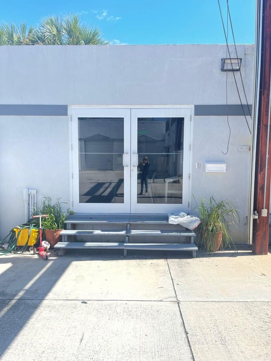 Here's an opportunity to own a warehouse/office property situated on a full acre in a prime Fort Lauderdale location. Located in a prime neighborhood. This property offers strong, consistent income with minimal management, making it an ideal low-stress investment. Or redevelop the site with a new structure such as a townhouse community or apartment complex, offering exceptional high income potential. 20 rental units plus parking spaces for landscapers, boats, etc Currently have 7 open parking spaces available at $300 each. Contact Listing agent for P&L and income and expenses.