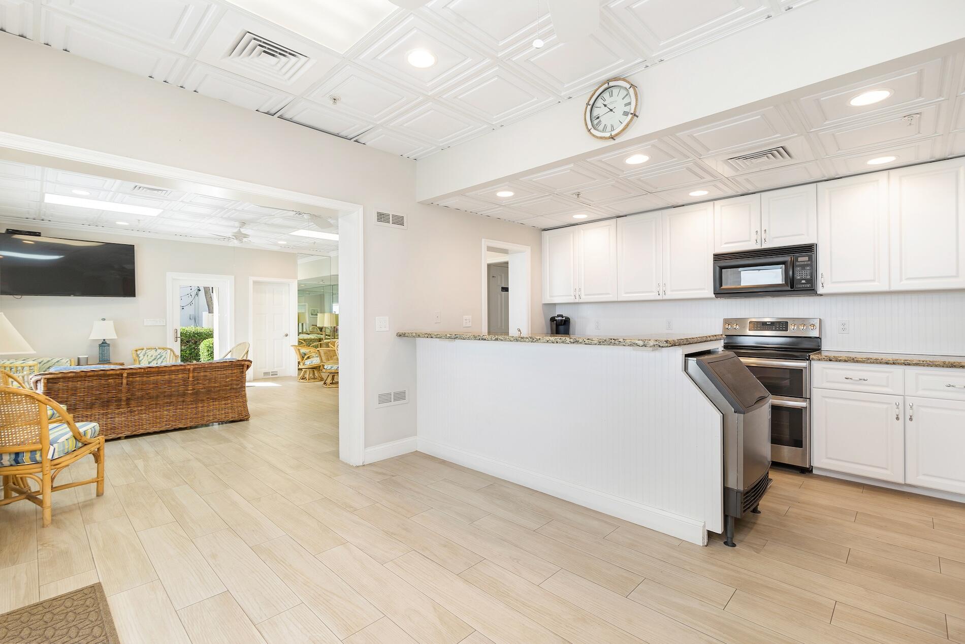 Bermuda High West - Residential