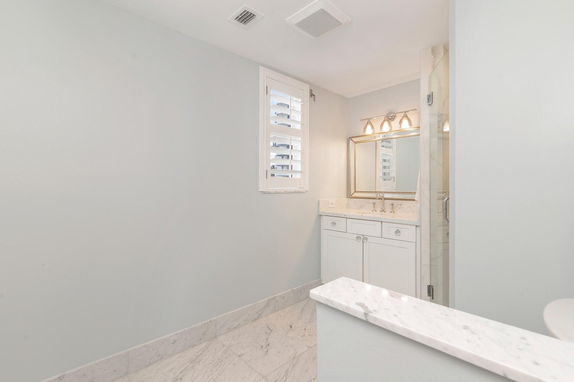 Bermuda High West - Residential