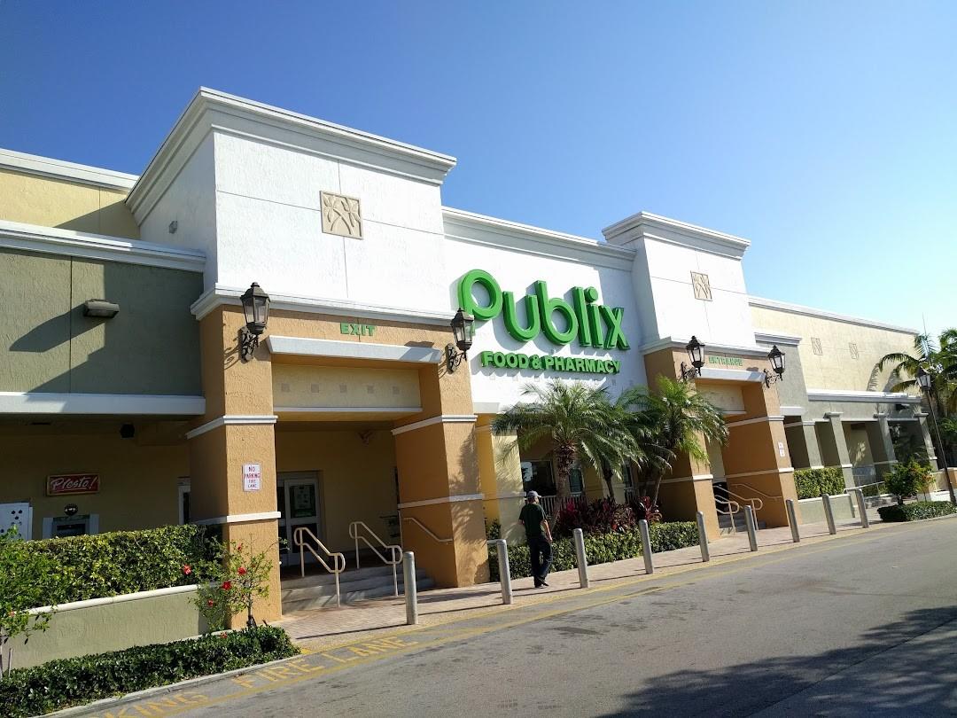 IMPERIAL POINT NEIGHBORHOOD - Residential