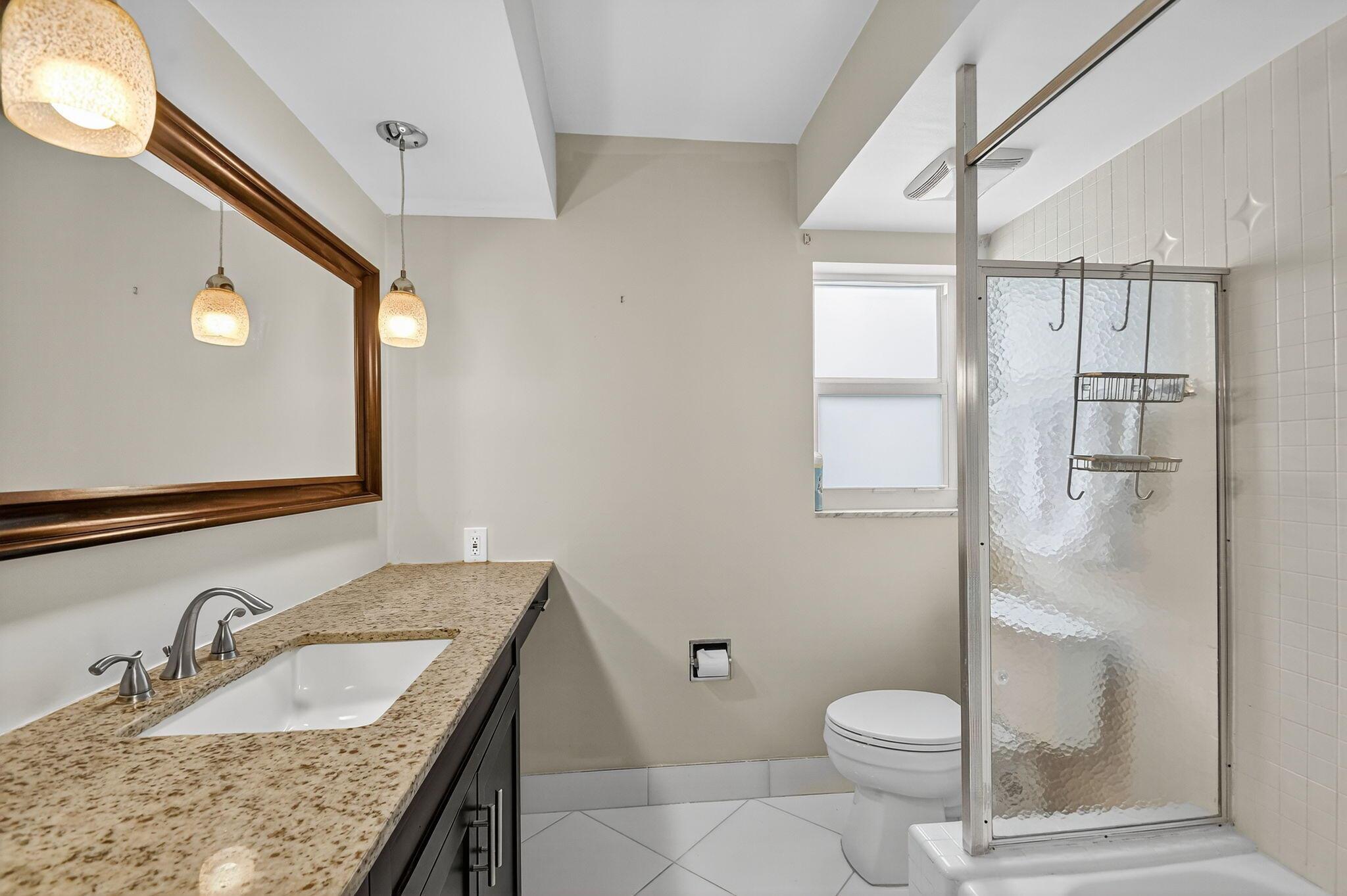 S/D OF 10-45-43, N 1/2 OF - Residential Lease