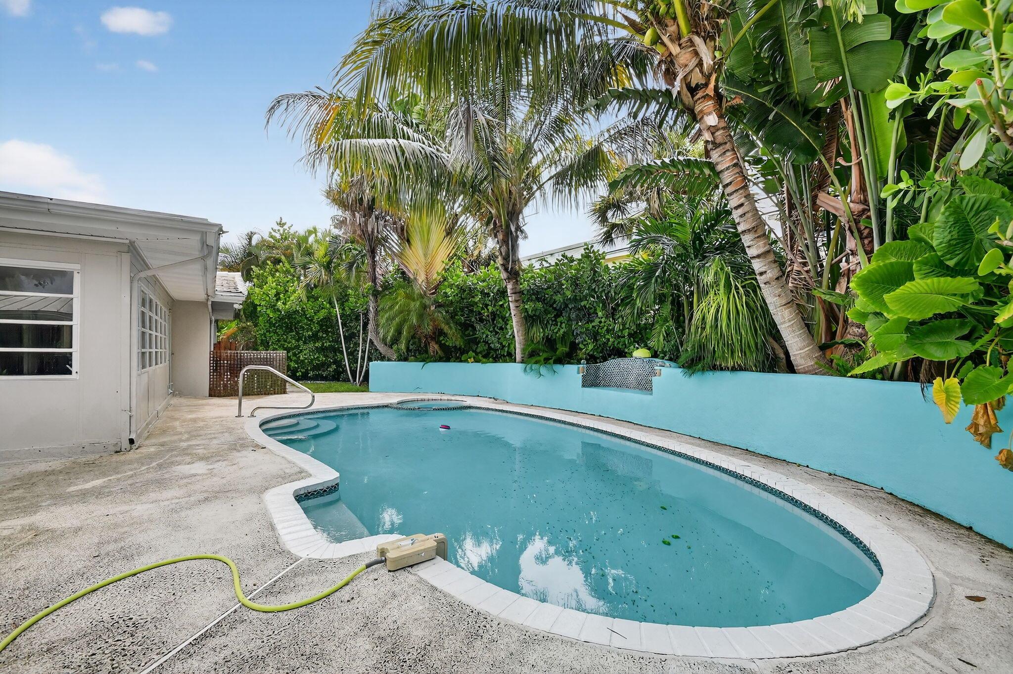 S/D OF 10-45-43, N 1/2 OF - Residential Lease