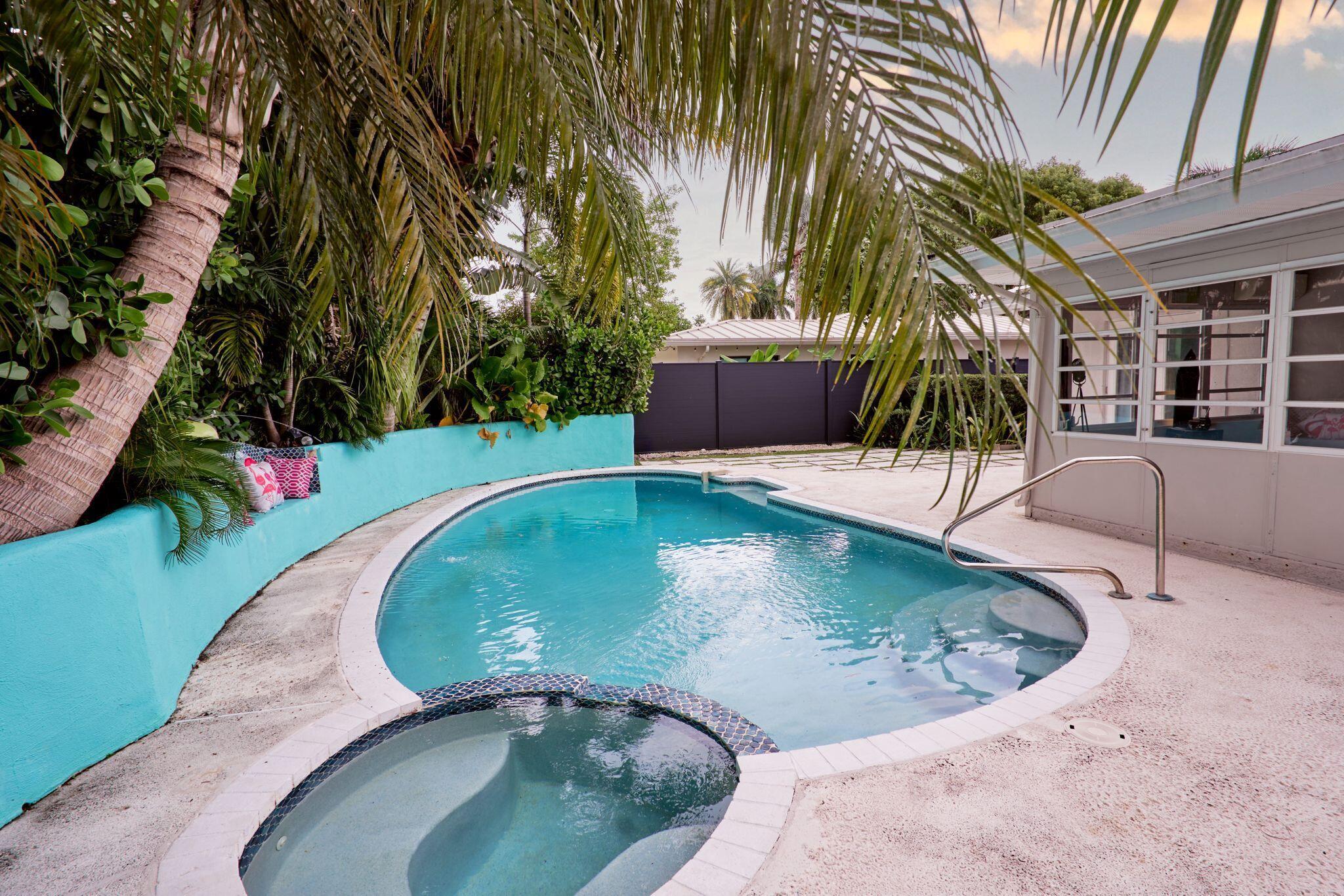 S/D OF 10-45-43, N 1/2 OF - Residential Lease