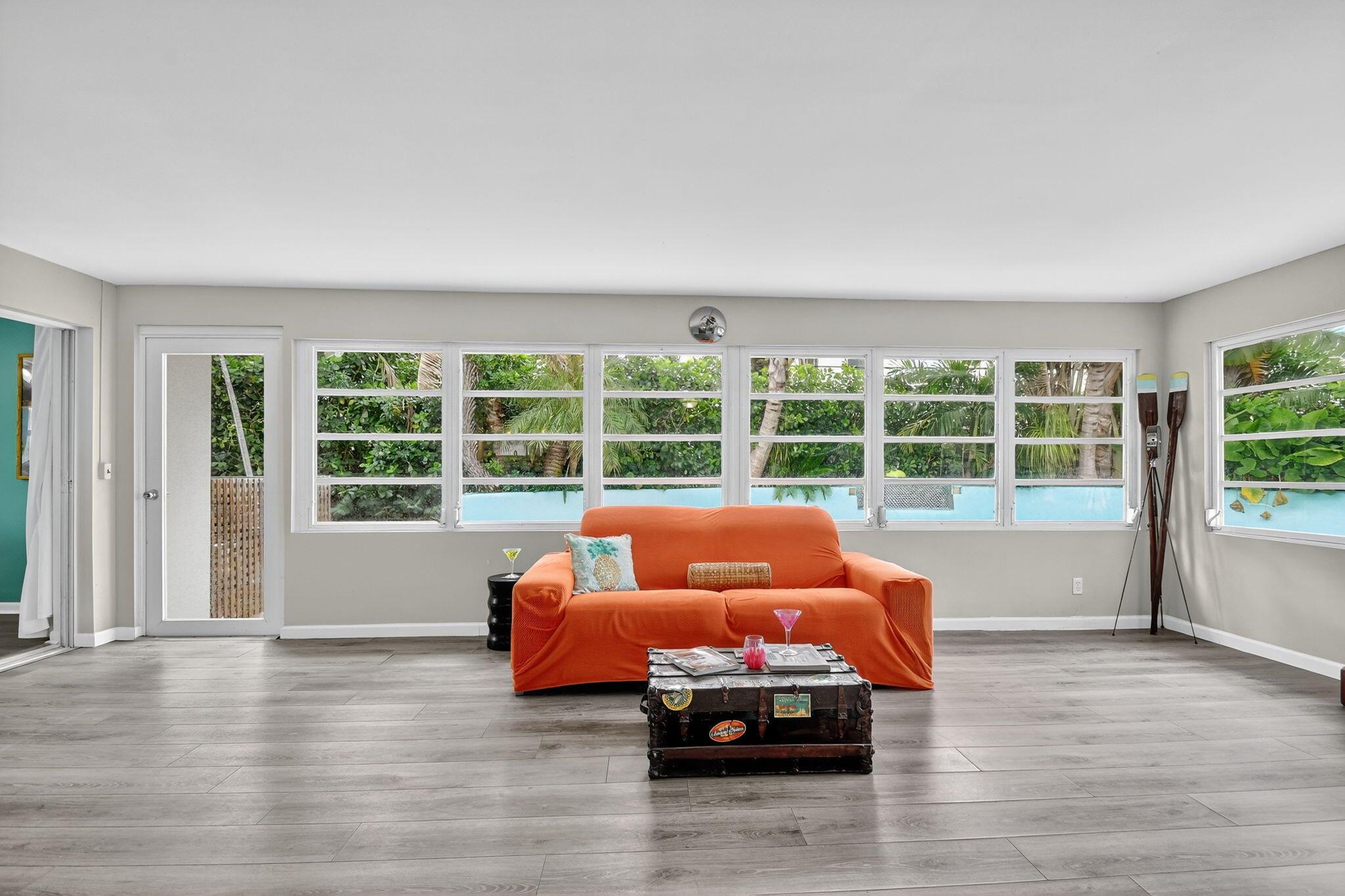 S/D OF 10-45-43, N 1/2 OF - Residential Lease