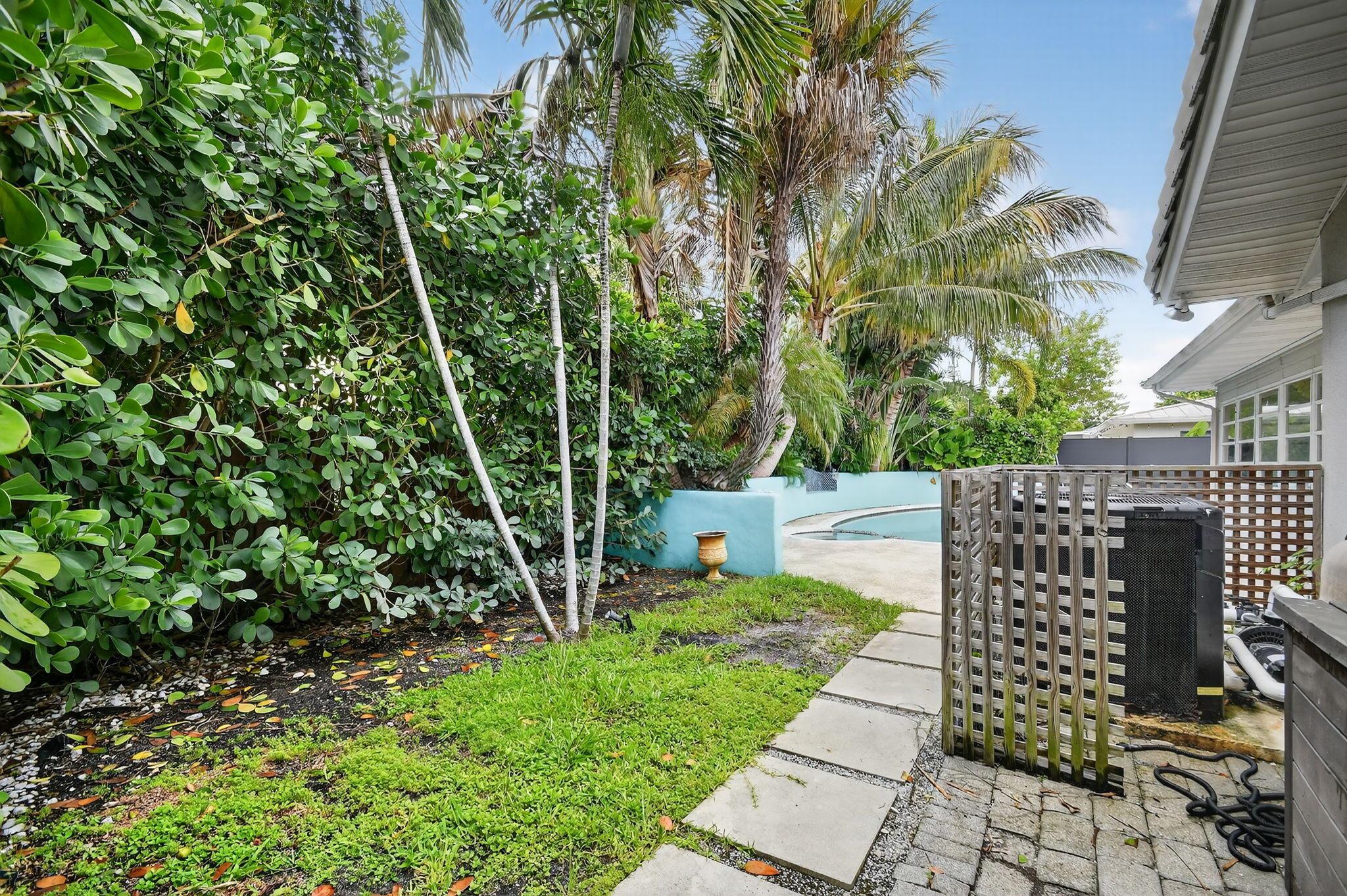 S/D OF 10-45-43, N 1/2 OF - Residential Lease