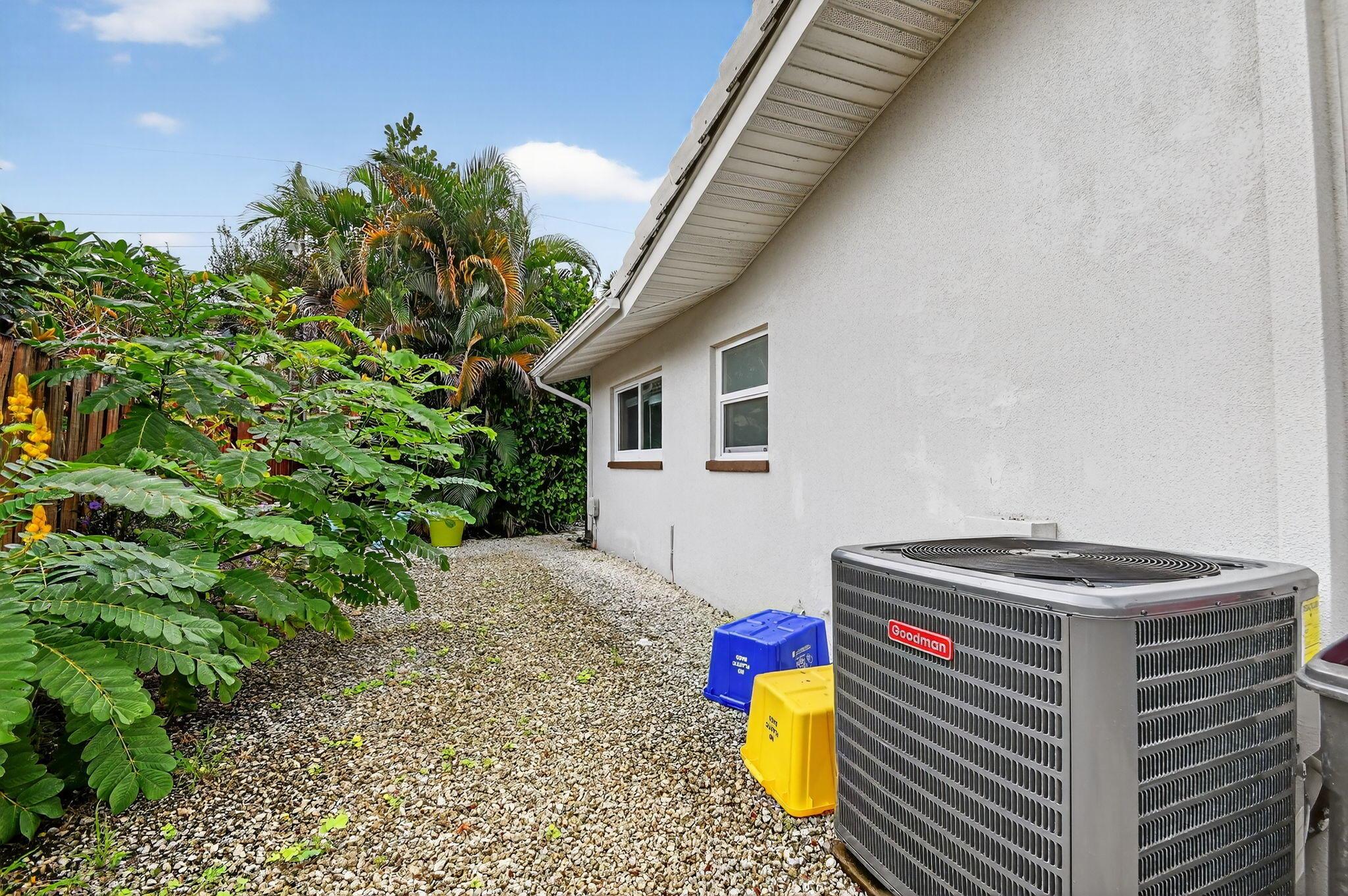 S/D OF 10-45-43, N 1/2 OF - Residential Lease