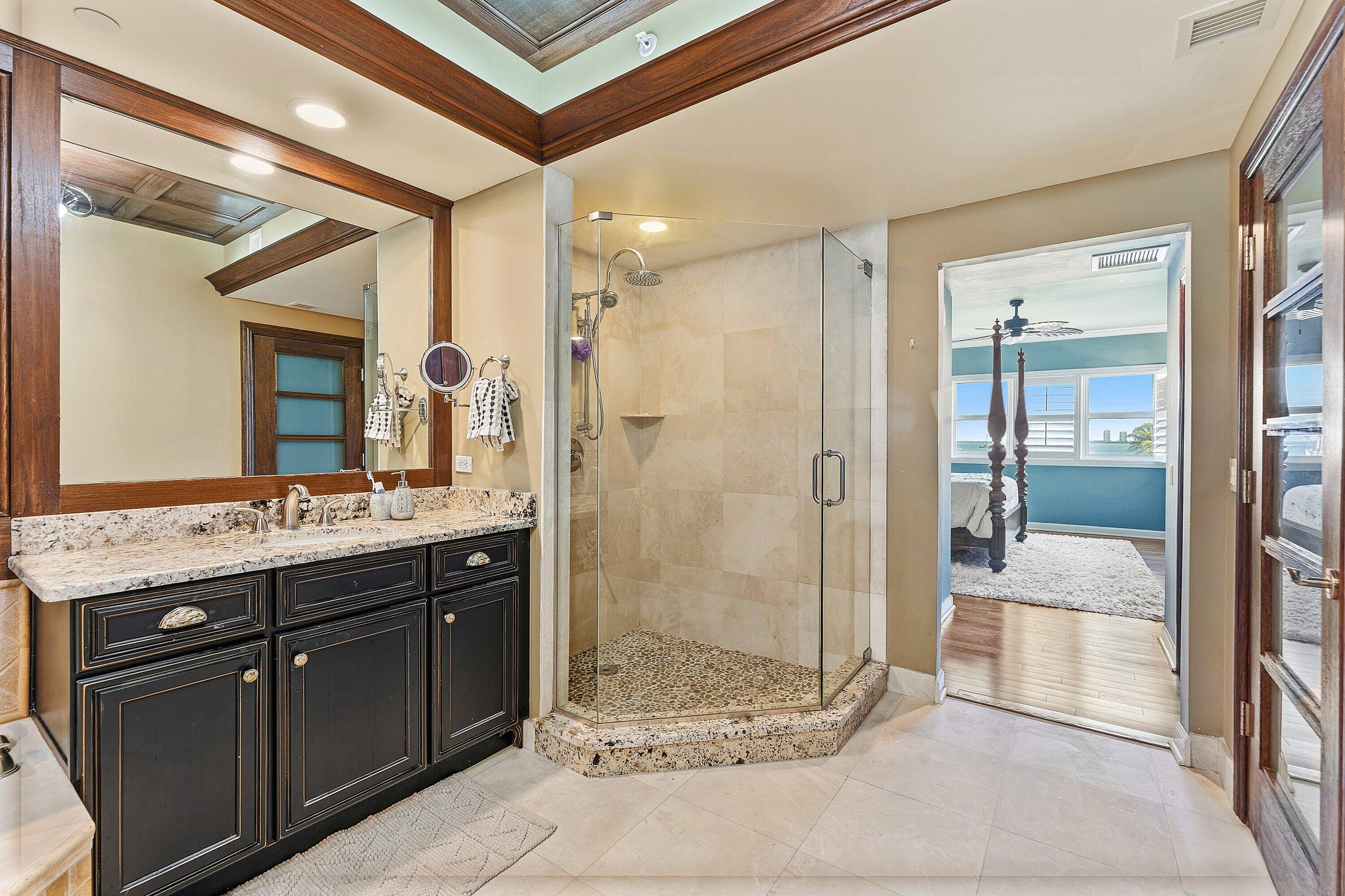 MARINA GRANDE RIVIERA BEACH CONDO - Residential