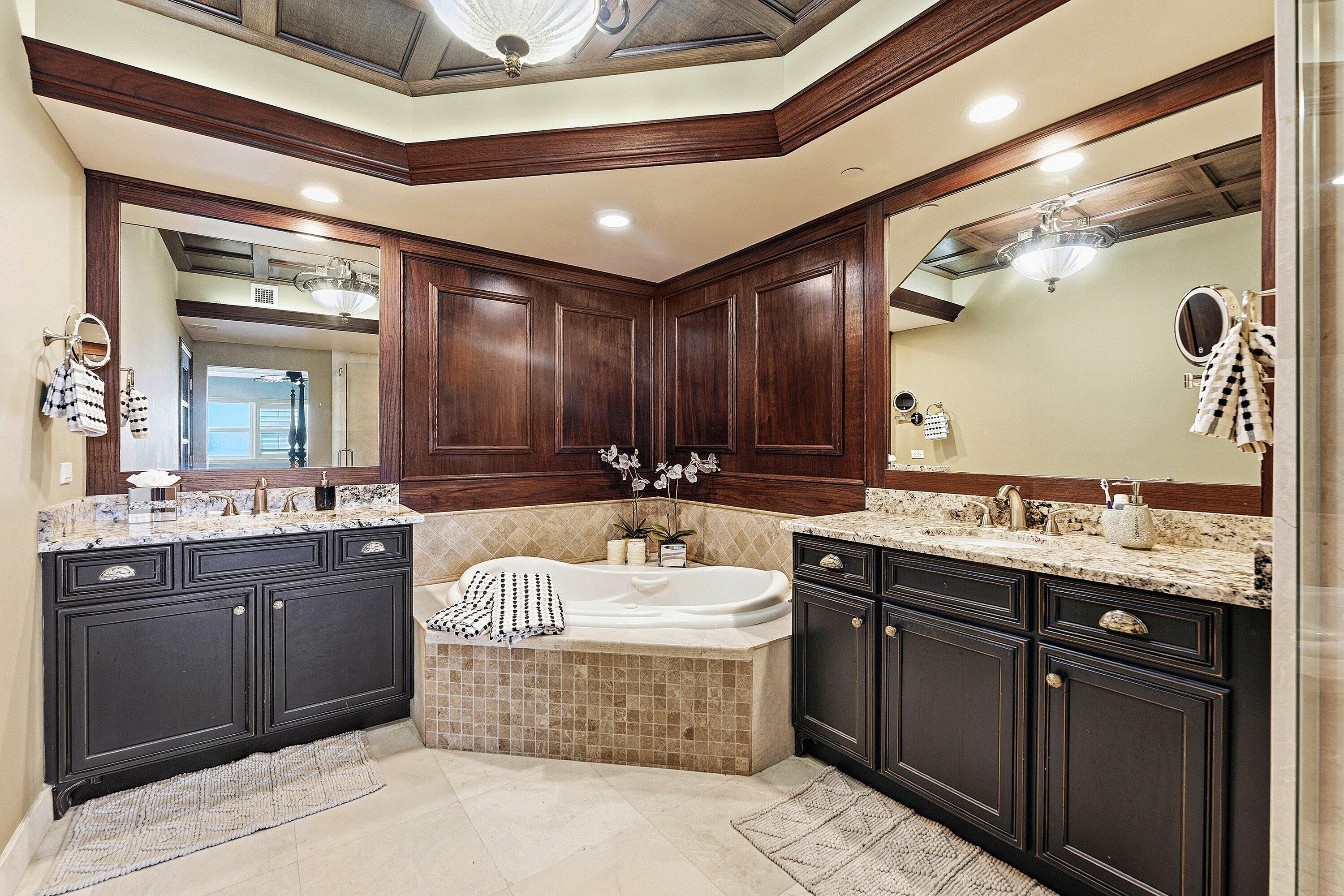 MARINA GRANDE RIVIERA BEACH CONDO - Residential