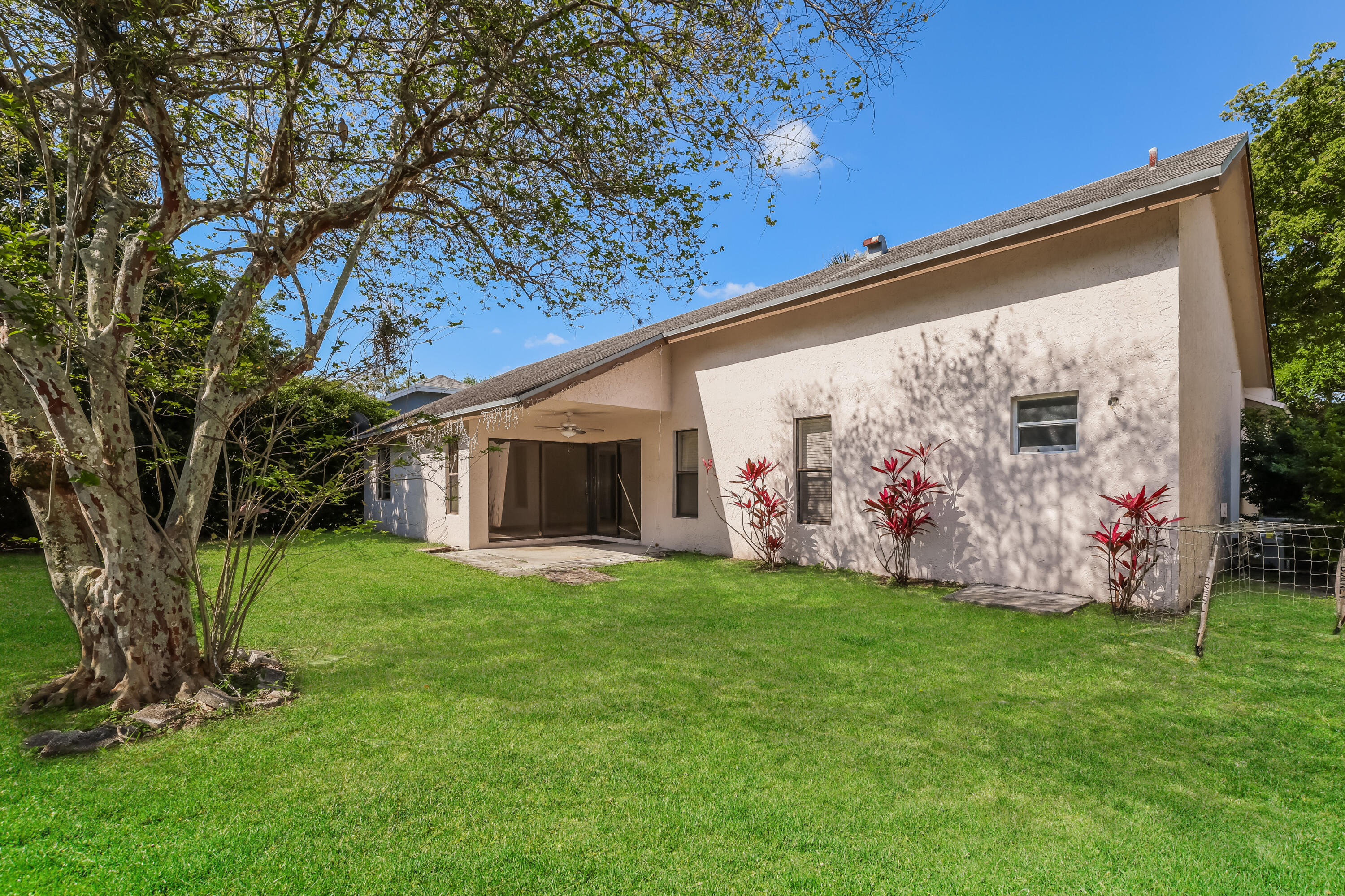 WINSTON PARK - Residential