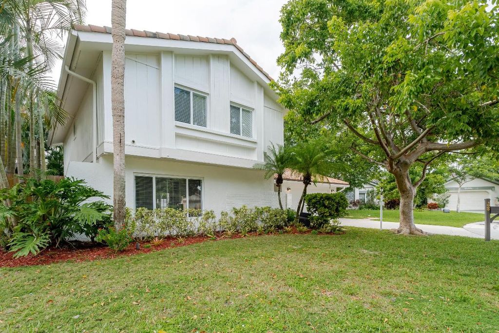 Photo of 3069 NW 27th Terrace, Boca Raton, FL 33434 (MLS # R11072617)