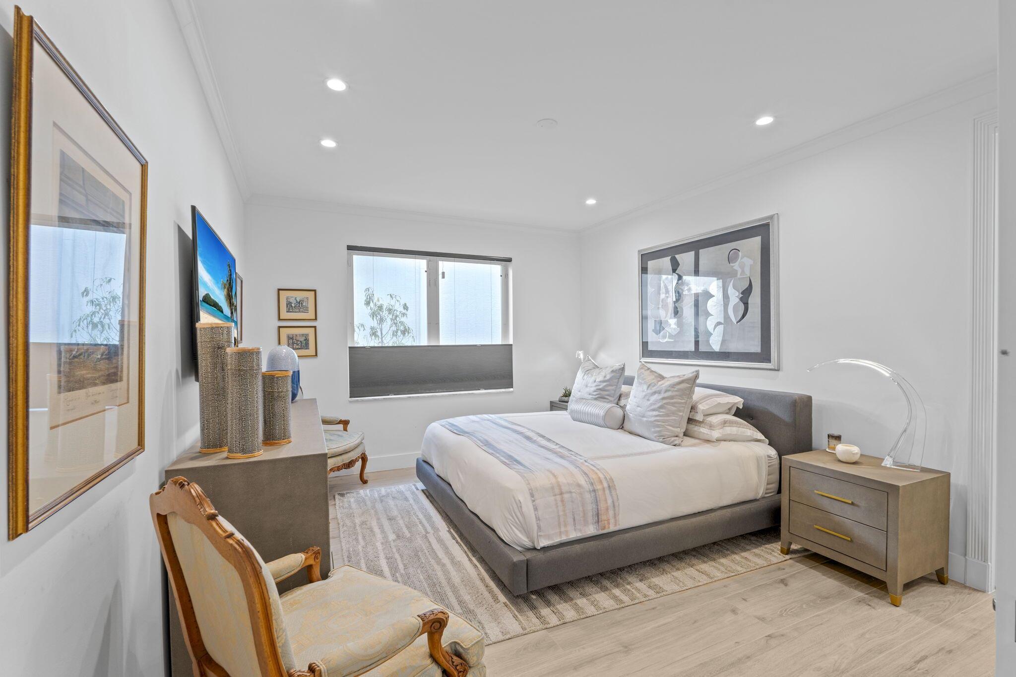 BENT CYPRESS - Residential