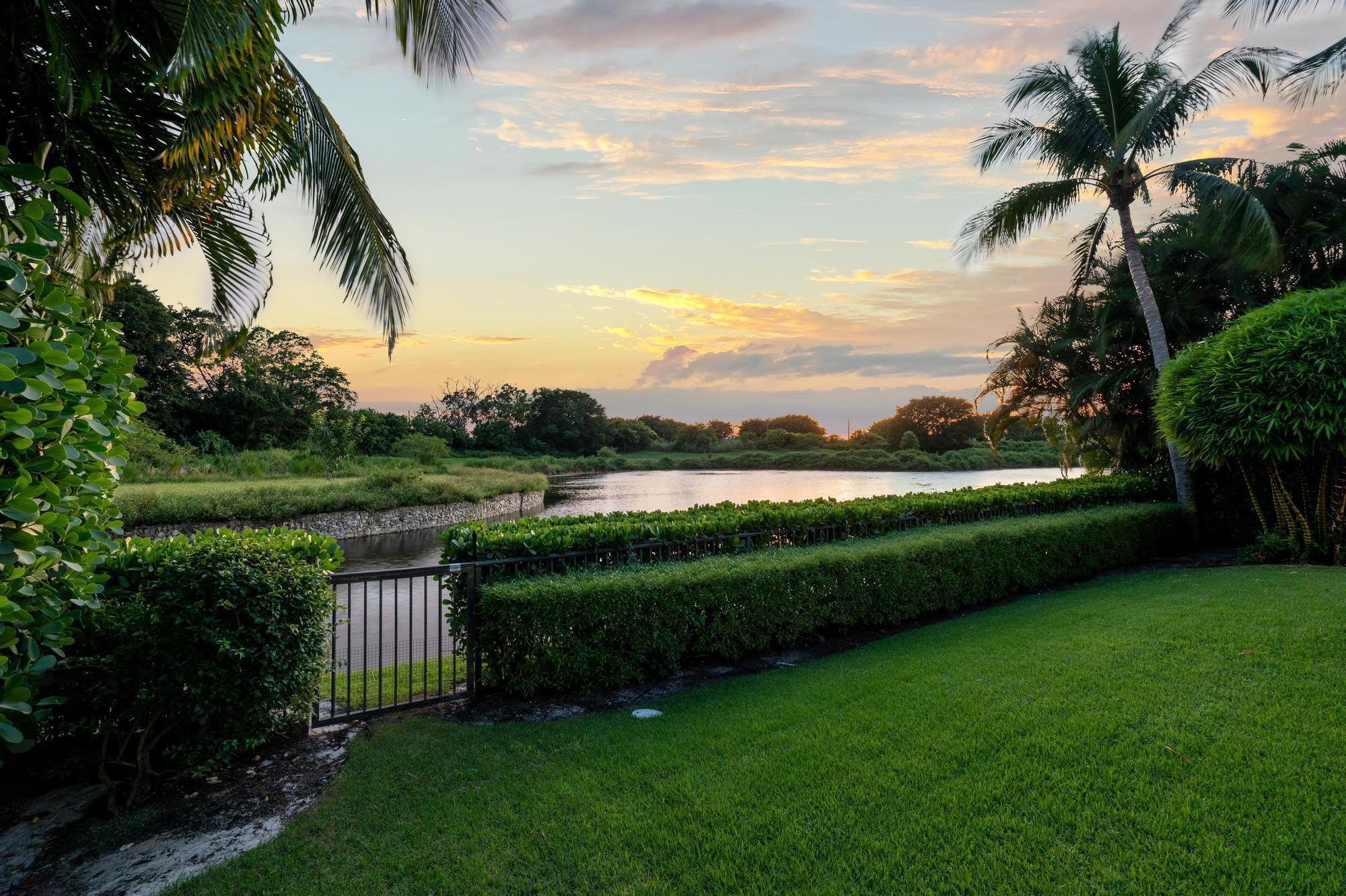 BENT CYPRESS - Residential