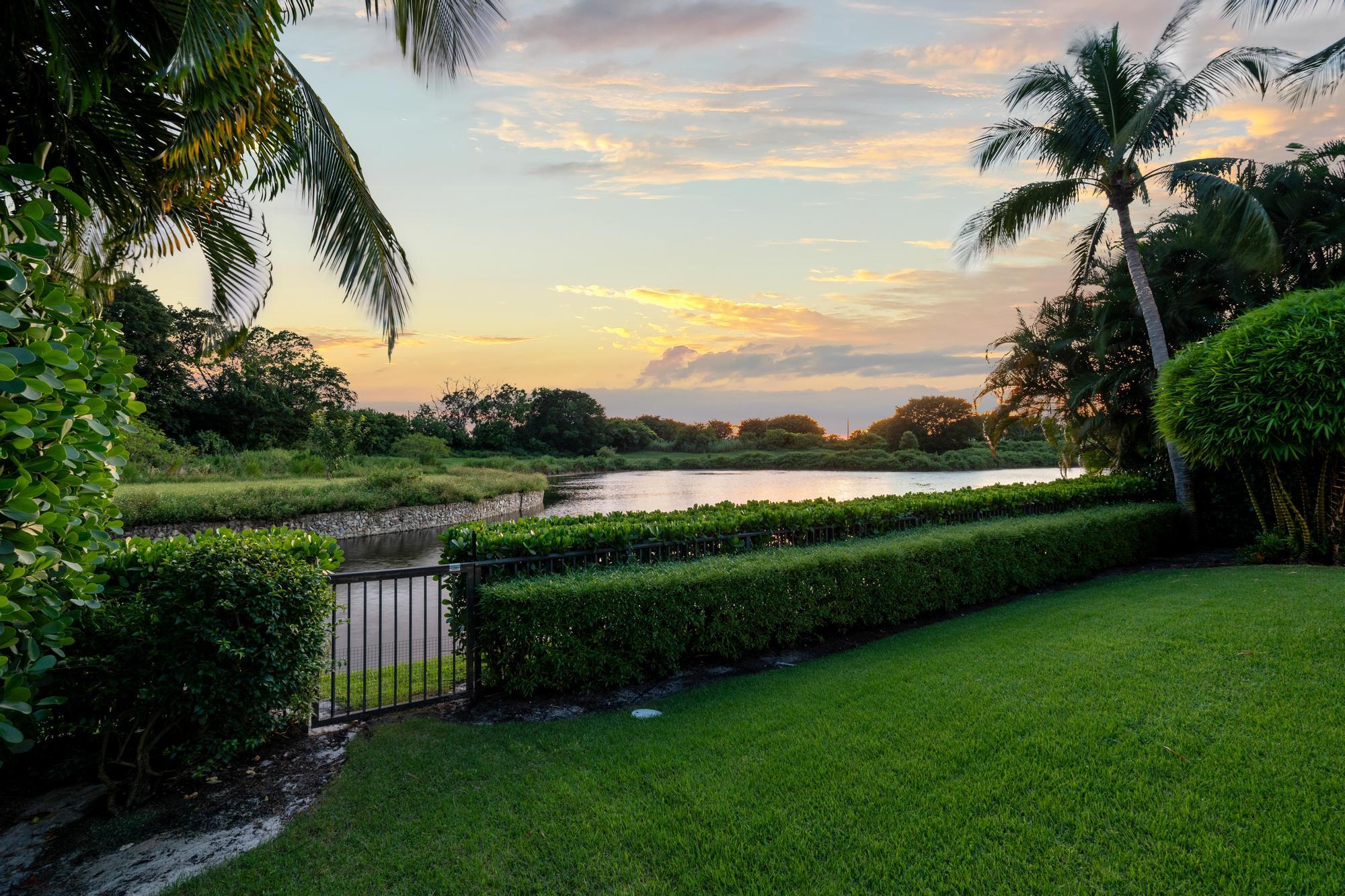 BENT CYPRESS - Residential