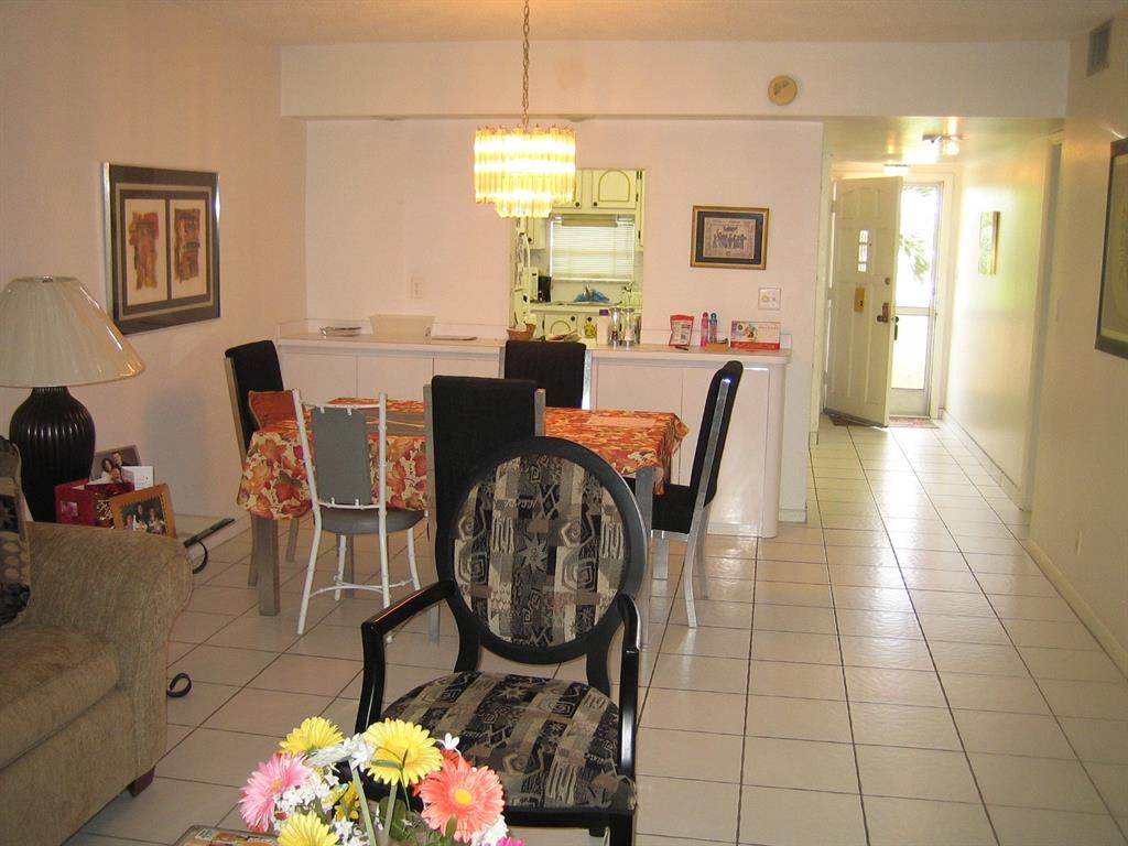 HOLLYBROOK  GOLF & TENNIS - Residential