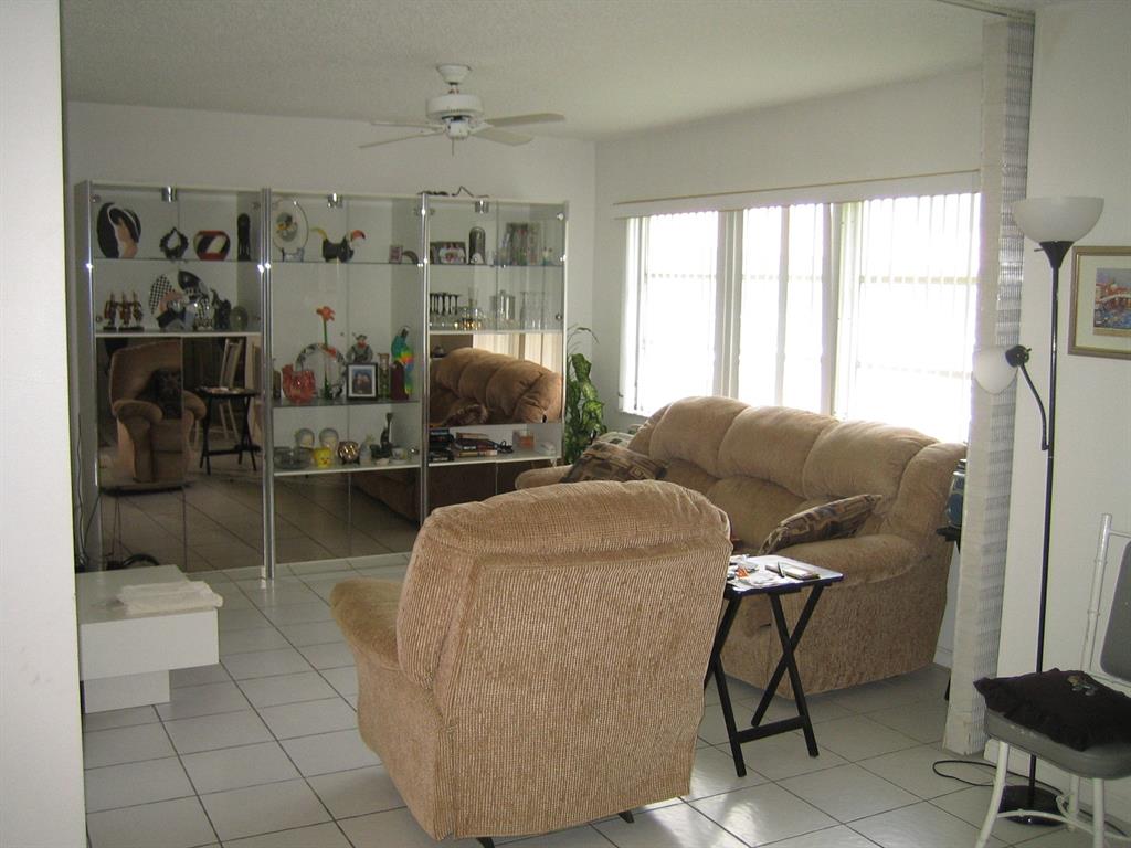 HOLLYBROOK  GOLF & TENNIS - Residential