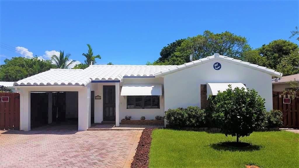 Photo of 11401138 NE And 1138 13th Avenue, Fort Lauderdale, FL 33304 (MLS # F10432957)