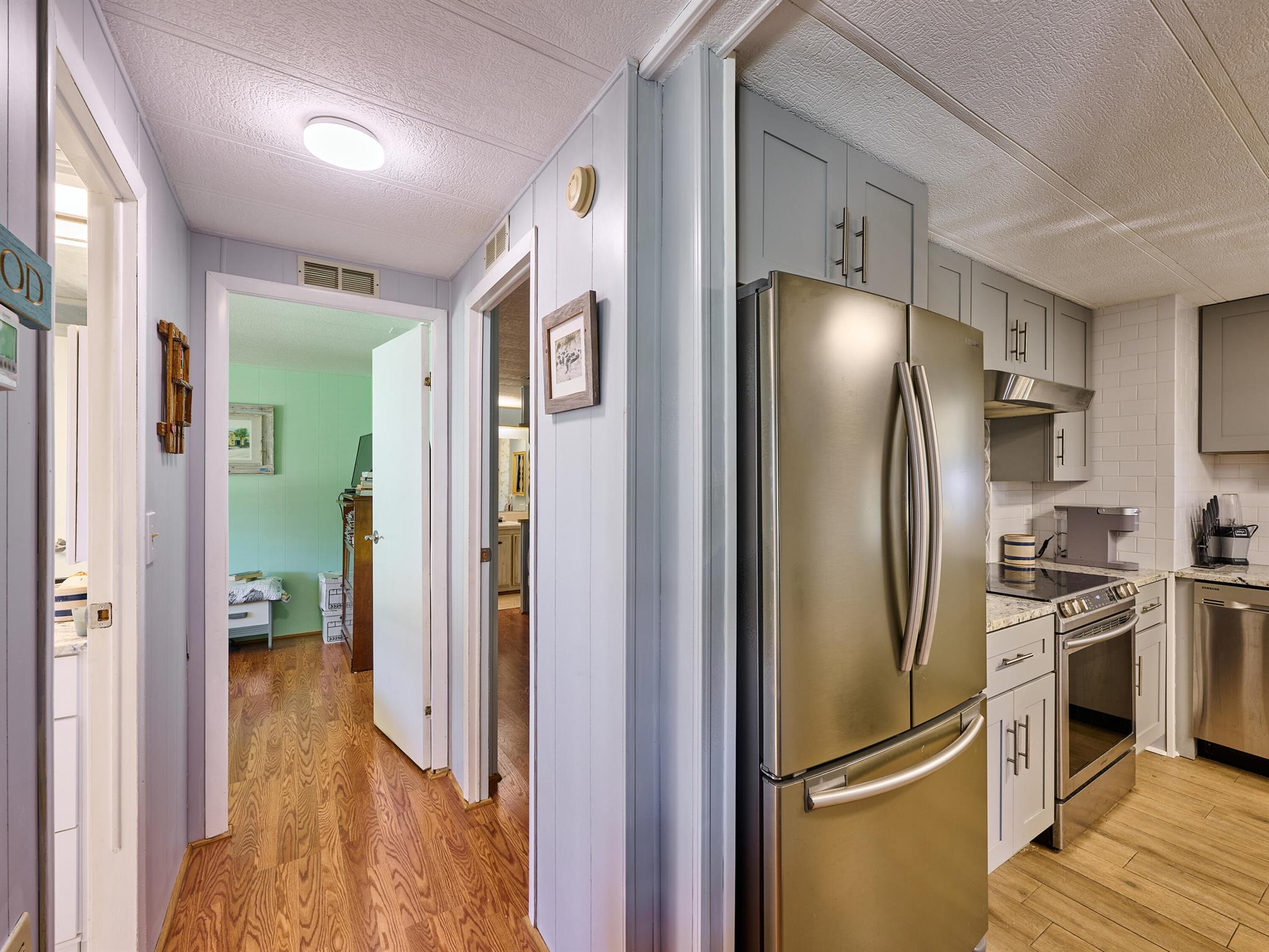 CAMBRIDGE AT HERITAGE RID - Residential