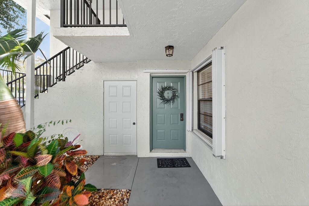 Photo of 701 Sabal Ridge Circle #A, Palm Beach Gardens, FL 33418 (MLS # R11111976)