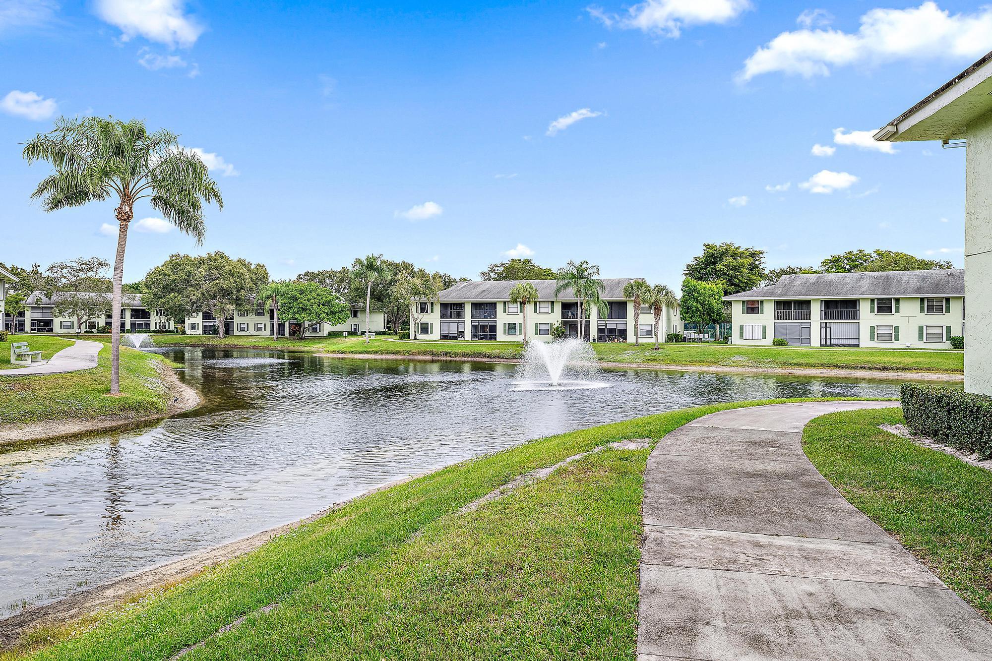 SABAL RIDGE CONDO - Residential
