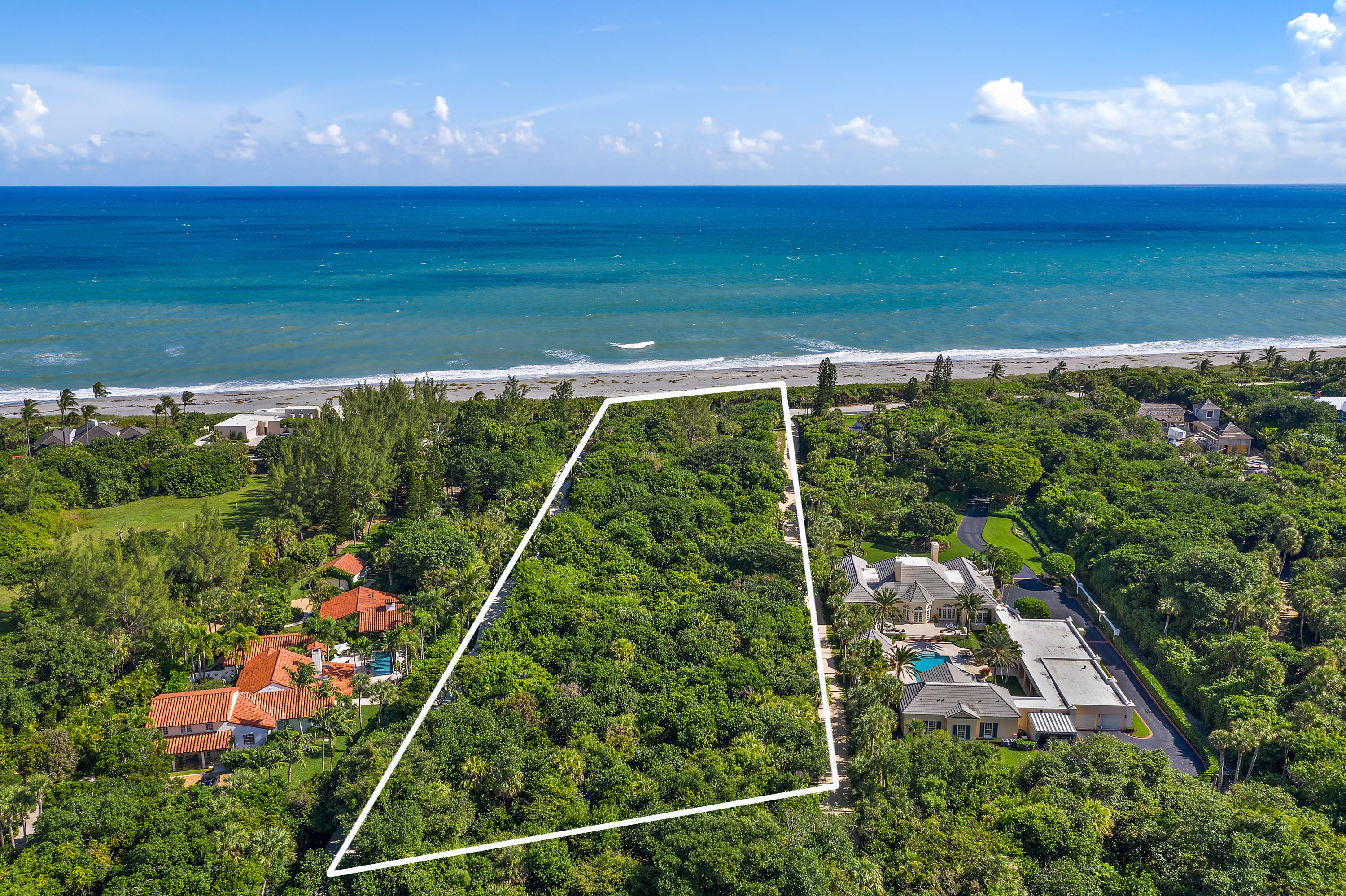 JUPITER ISLAND - Land