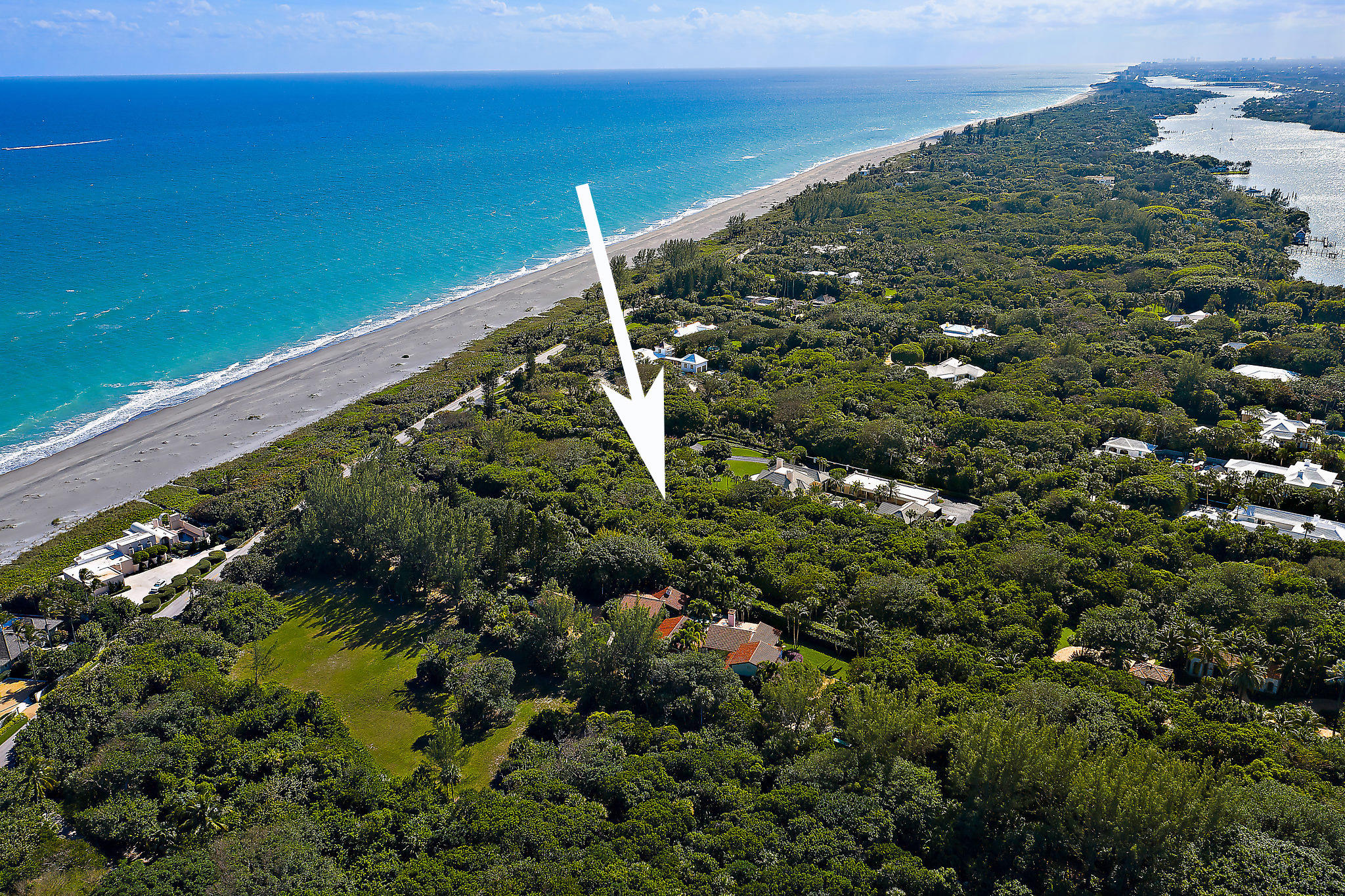 JUPITER ISLAND - Land