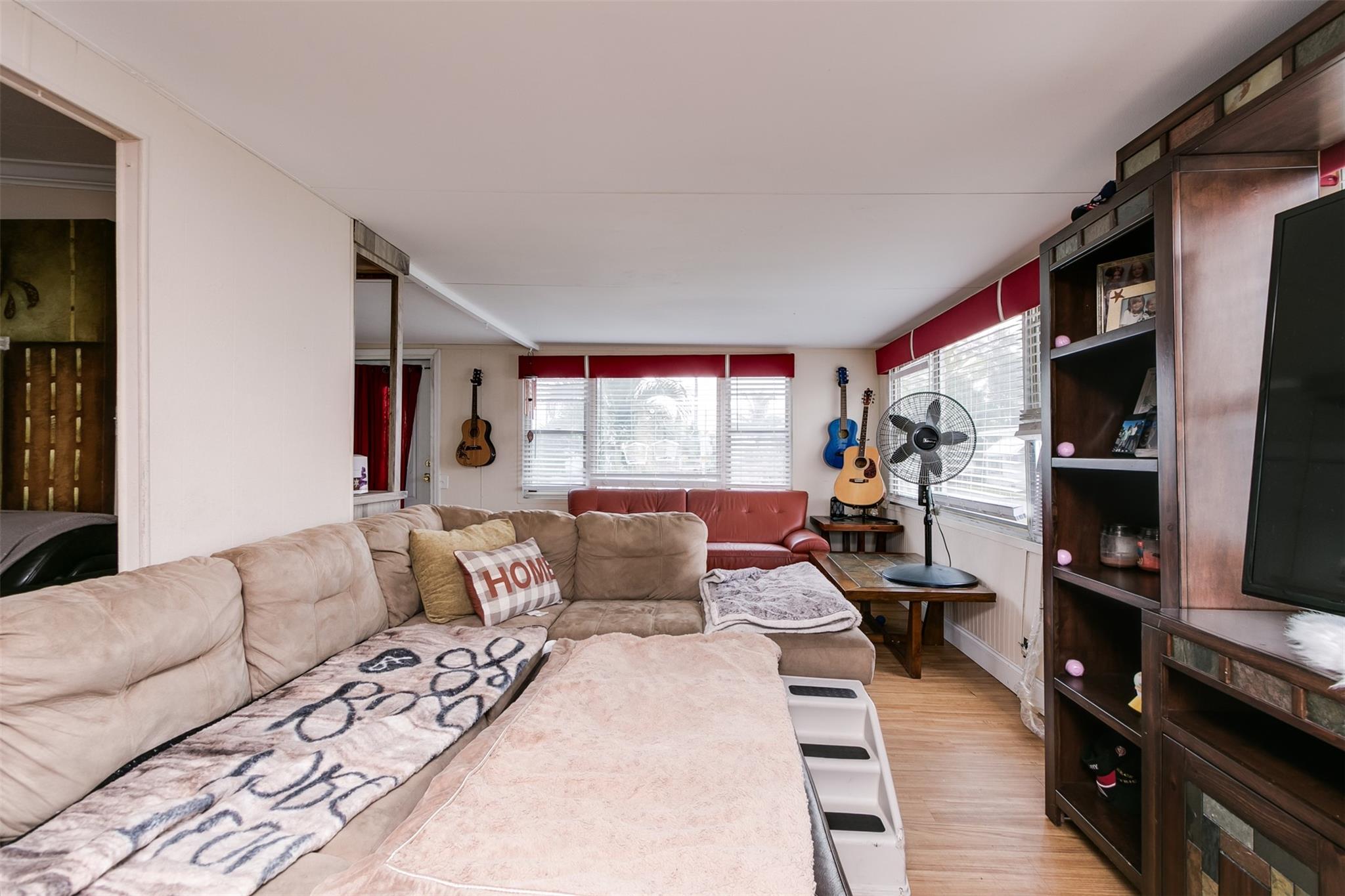 Park City Sec Two 56-25 B - Residential