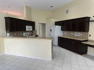 Sector 4 151-19 B - Residential Lease