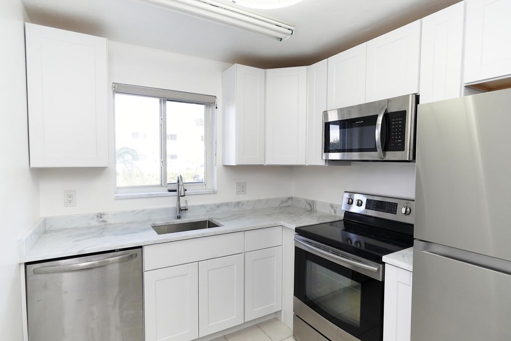 Photo of 7 Westwood Avenue #102c, Tequesta, FL 33469 (MLS # R11160902)