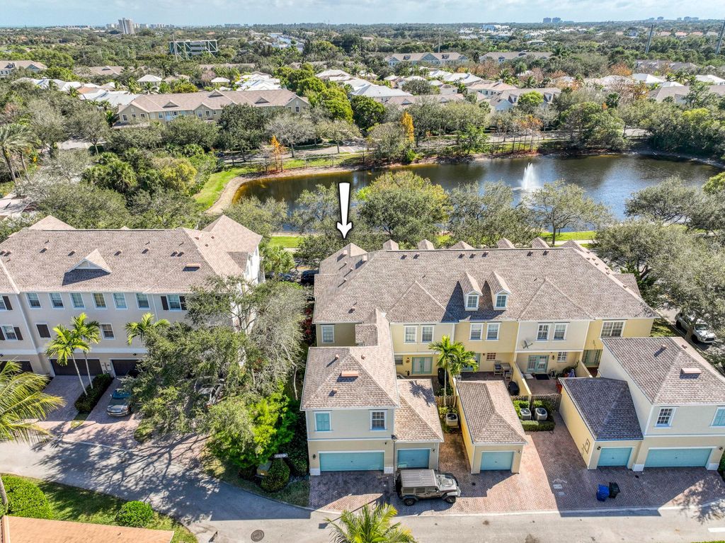 Photo of 120 W Thatch Palm Circle, Jupiter, FL 33458 (MLS # R11158795)
