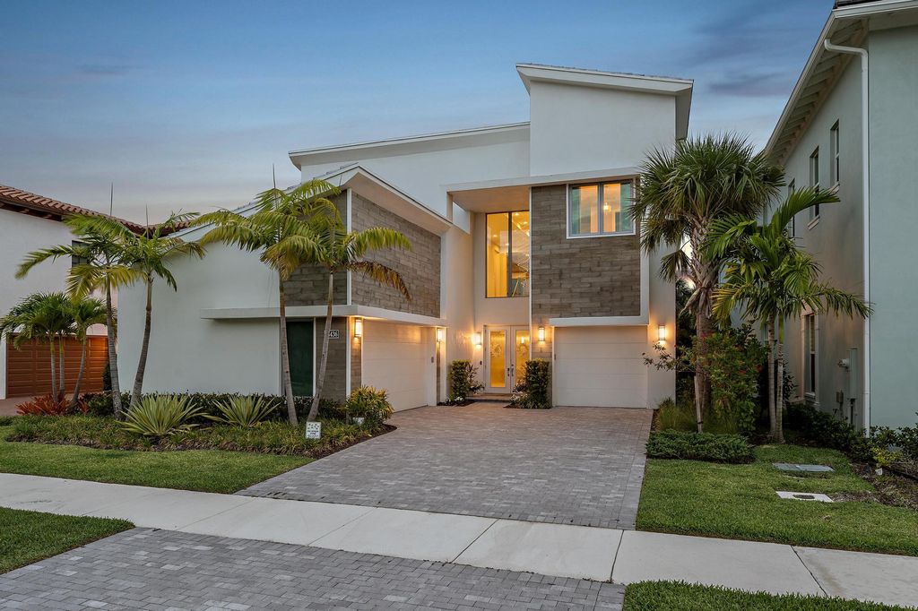 Photo of 13436 Machiavelli Way, Palm Beach Gardens, FL 33418 (MLS # R10991575)