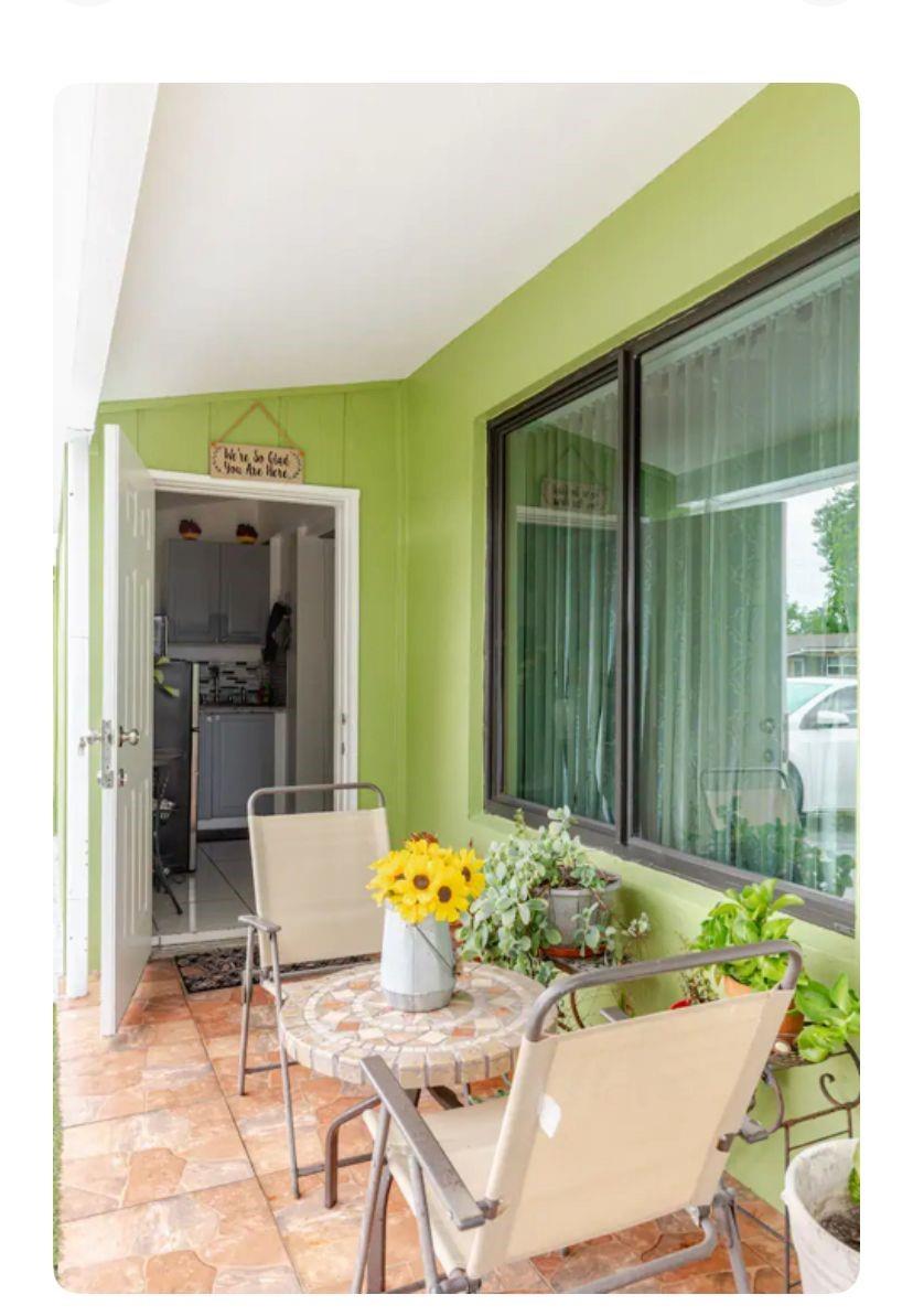 Charming fully furnished efficiency in a serene and highly sought-after area of Hollywood! This cozy unit features a private entrance, private bathroom, and assigned parking. Nestled in a peaceful neighborhood with easy access to major highways—perfect for commuters. Just bring your toothbrush!