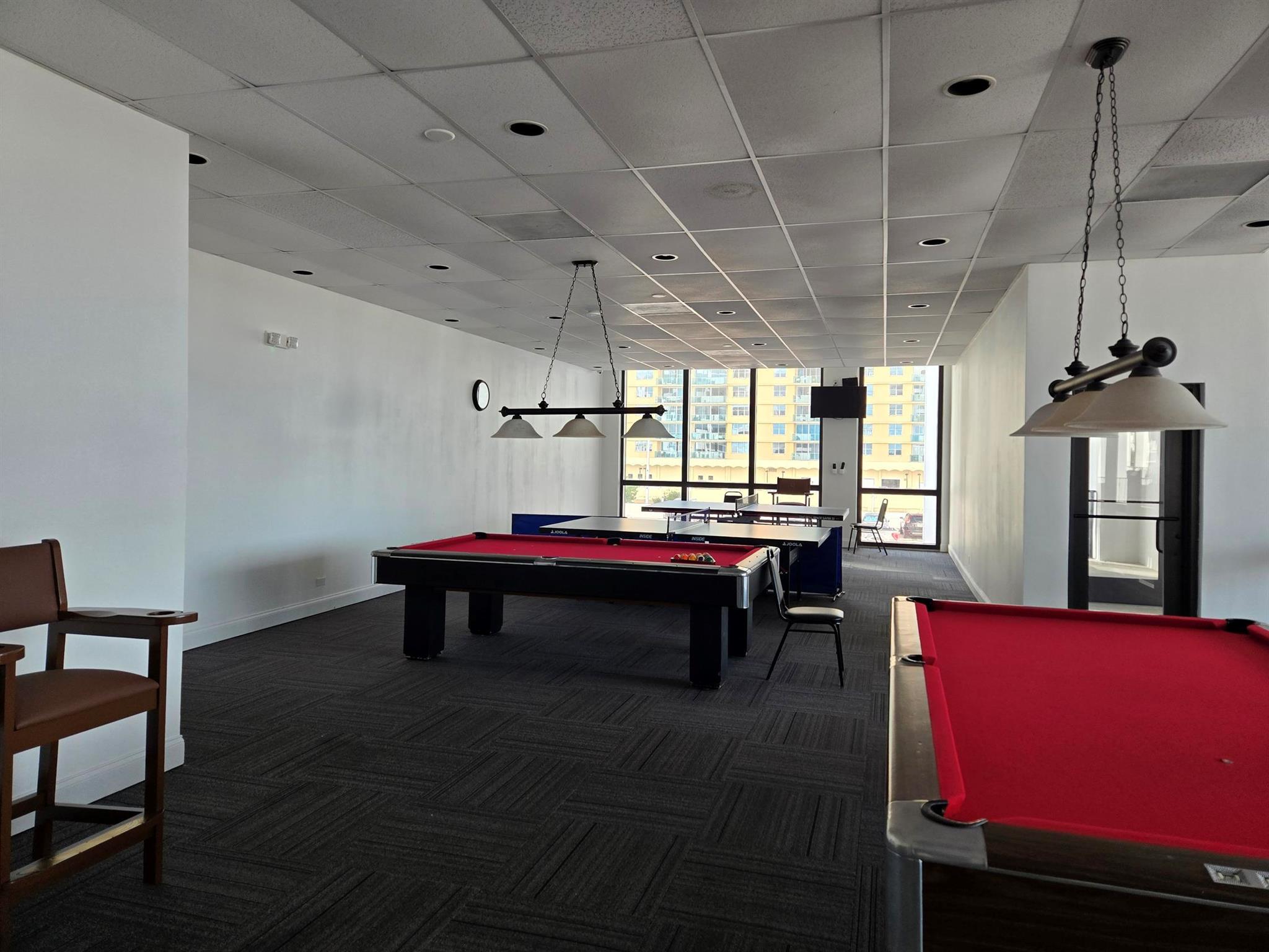 QUADOMAIN TOWER I AND IV - Residential Lease