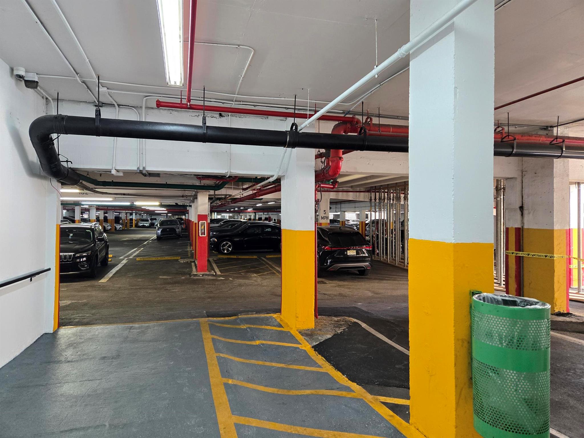 QUADOMAIN TOWER I AND IV - Residential Lease