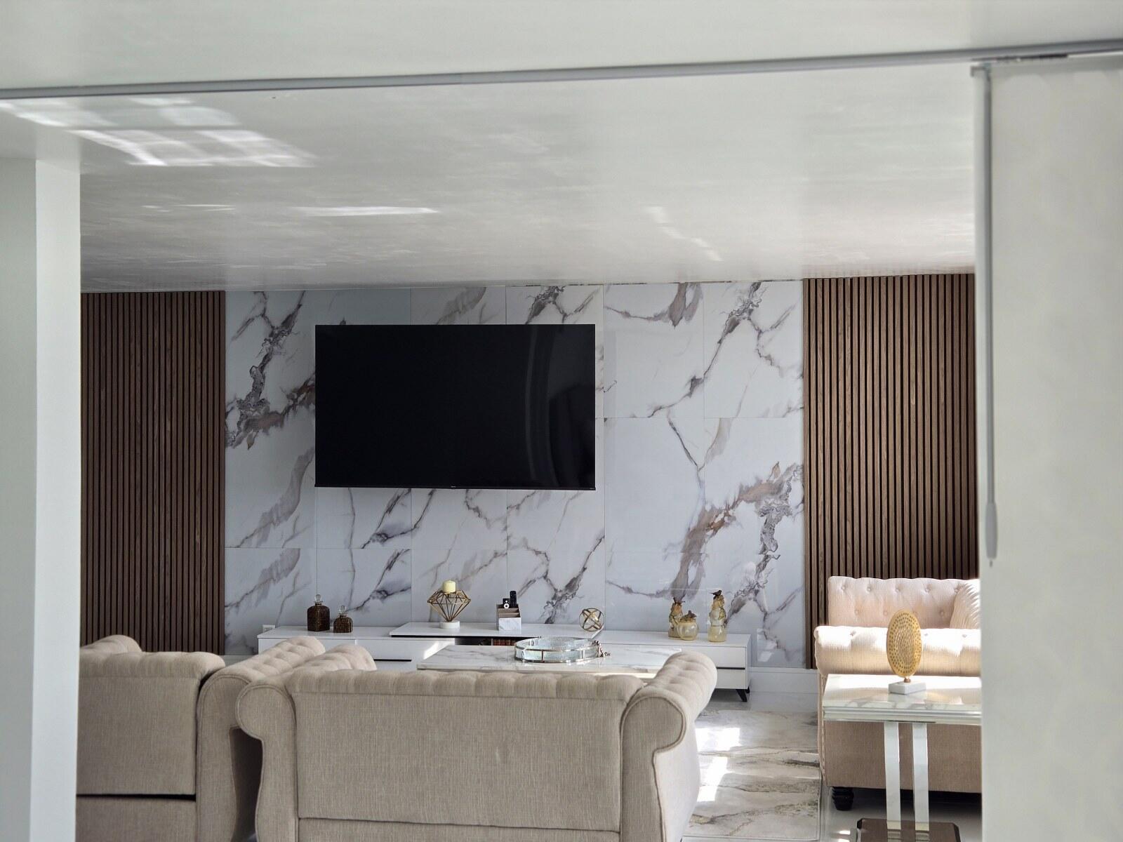 QUADOMAIN TOWER I AND IV - Residential Lease