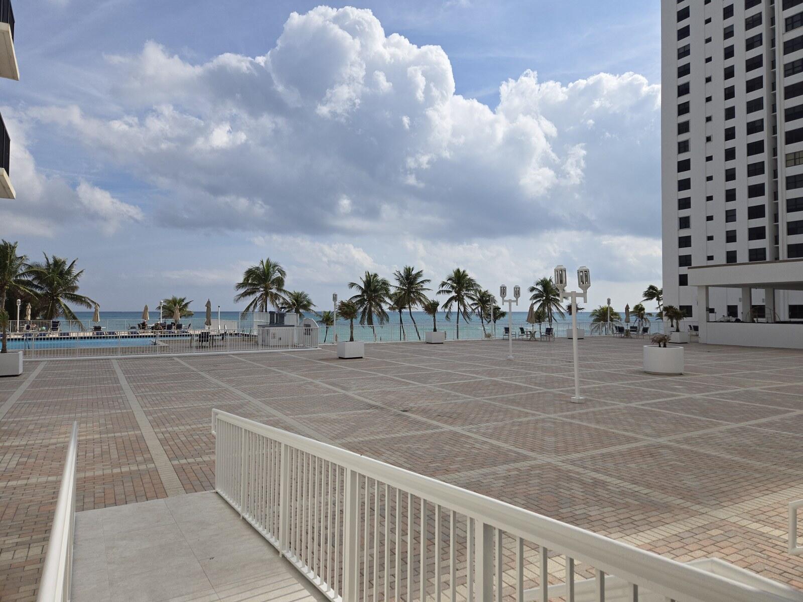 QUADOMAIN TOWER I AND IV - Residential Lease