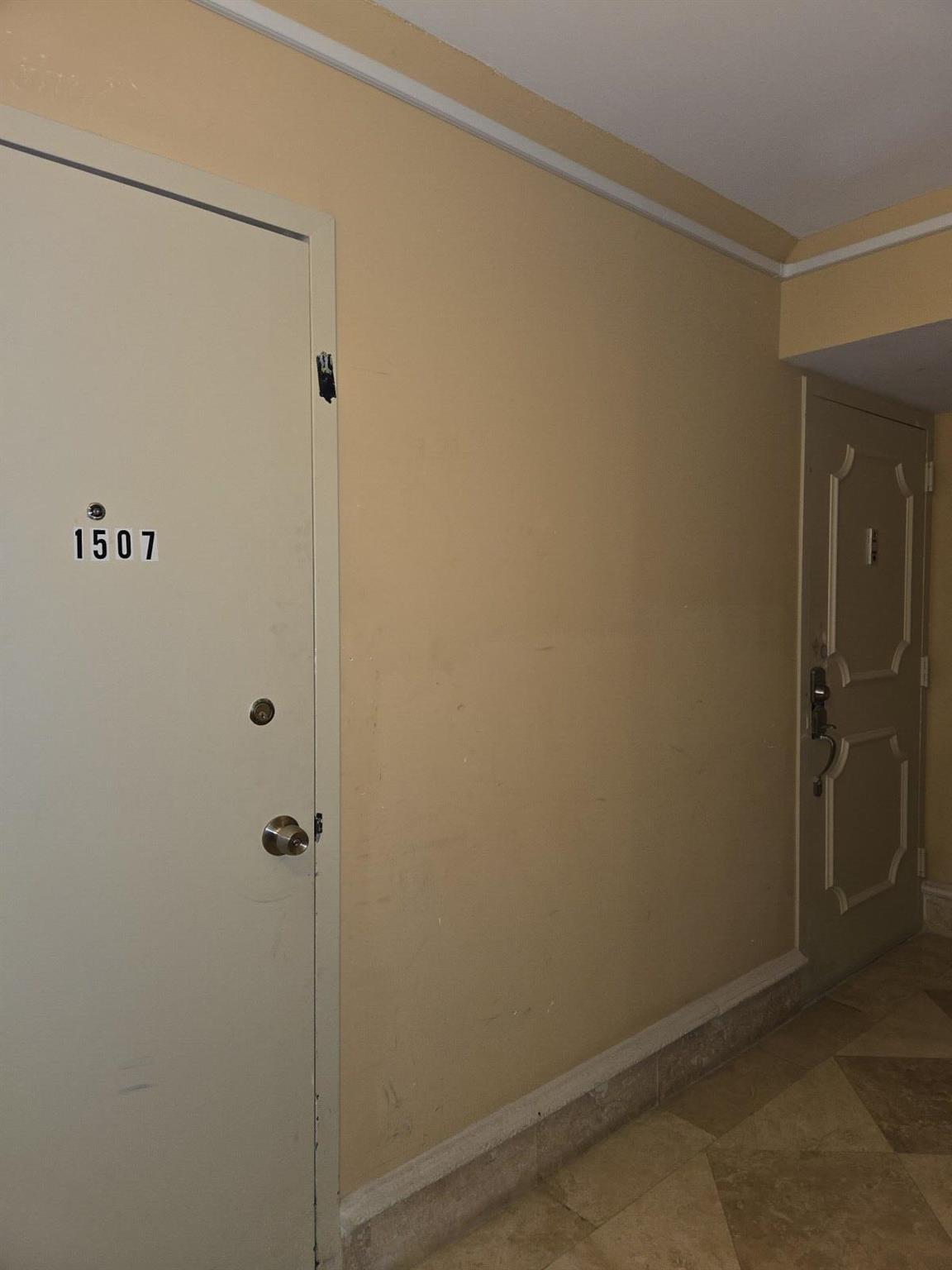 QUADOMAIN TOWER I AND IV - Residential Lease