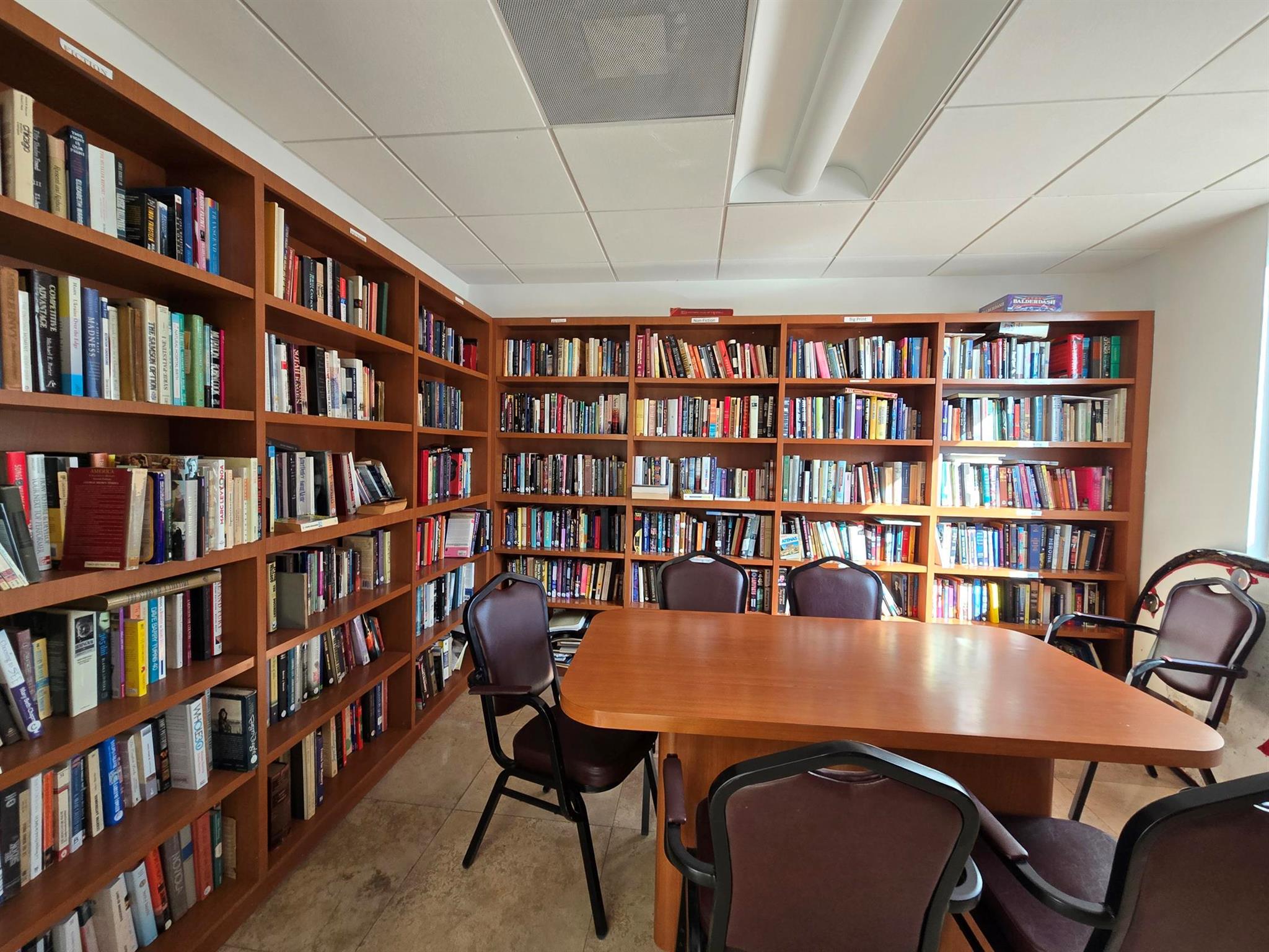 QUADOMAIN TOWER I AND IV - Residential Lease