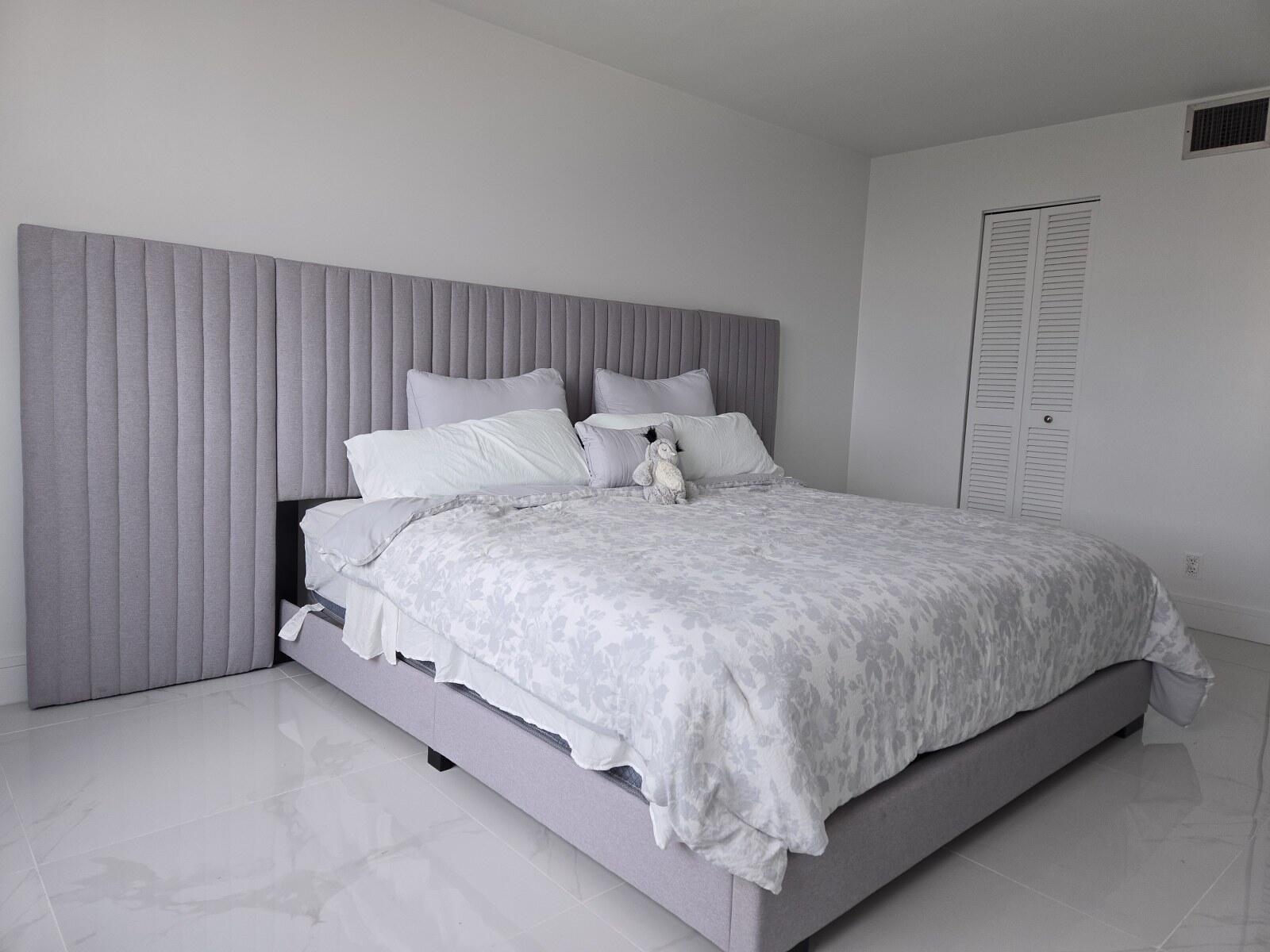 QUADOMAIN TOWER I AND IV - Residential Lease