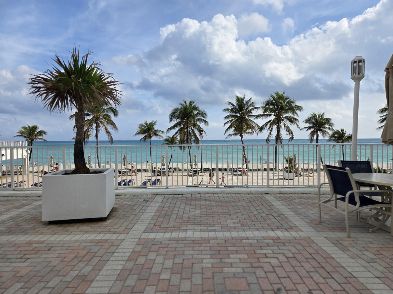 QUADOMAIN TOWER I AND IV - Residential Lease