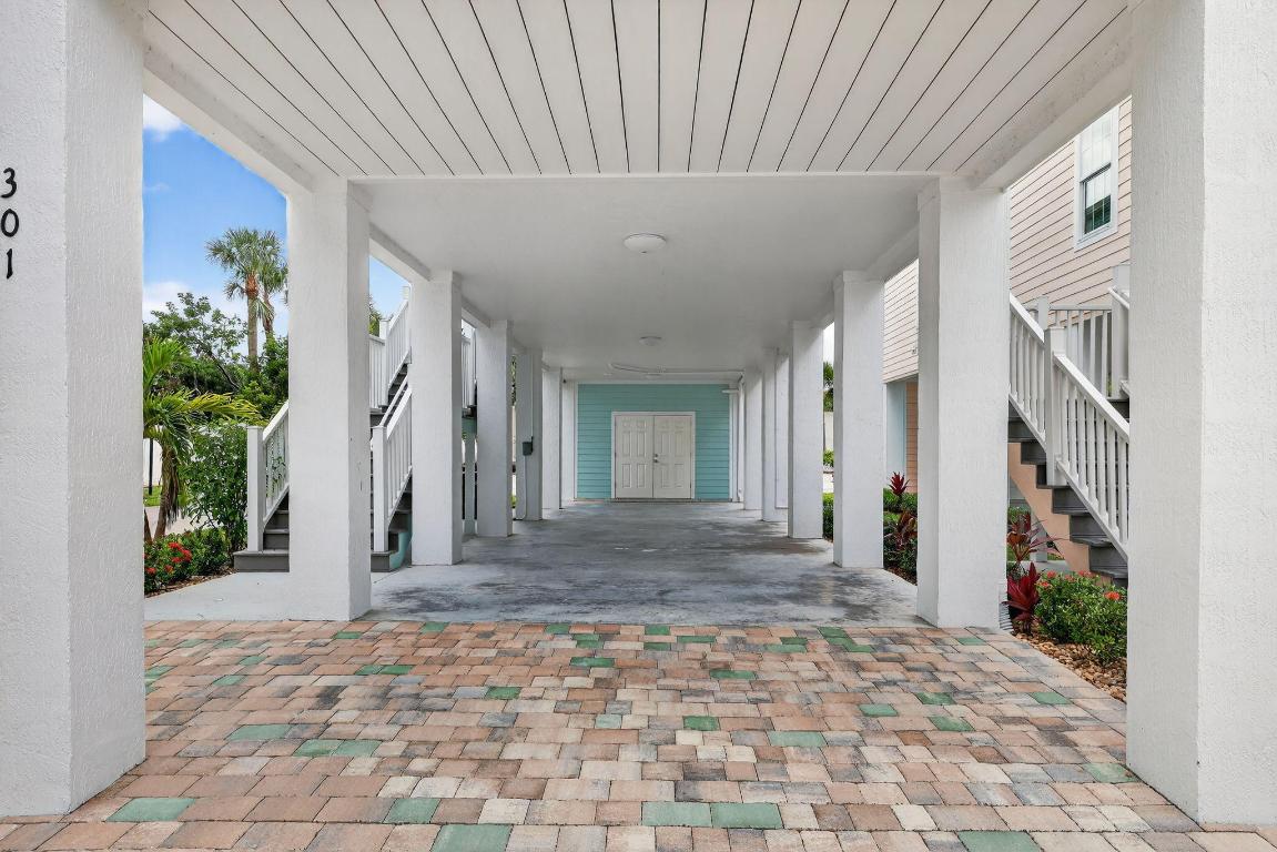 301 NE Coastal Drive