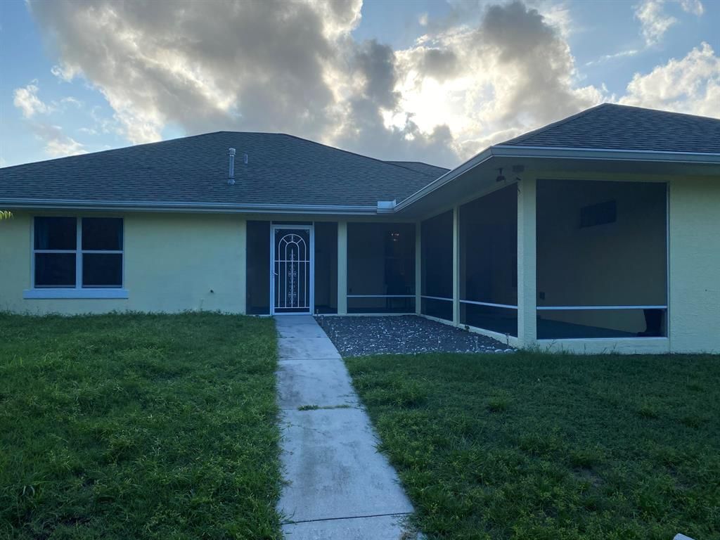 Photo of 5425 Koblegard Road, Fort Pierce, FL 34951 (MLS # R10754578)