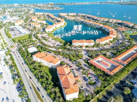 Photo of 36 HARBOUR ISLE Drive W #304, Fort Pierce, FL 34949 (MLS # B26080720)