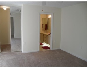 WATERSIDE LUXURY TOWNHOME - Residential Lease