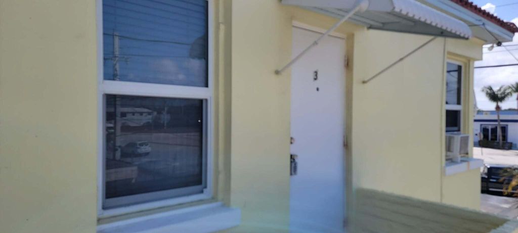 Photo of 802 N Federal Highway #3, Boynton Beach, FL 33435 (MLS # R11169365)