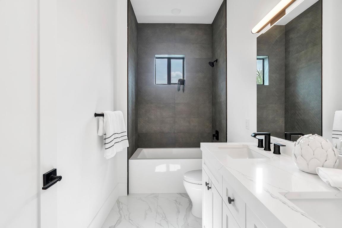 NORTH LAKE WORTH - Residential