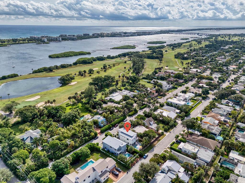NORTH LAKE WORTH - Residential