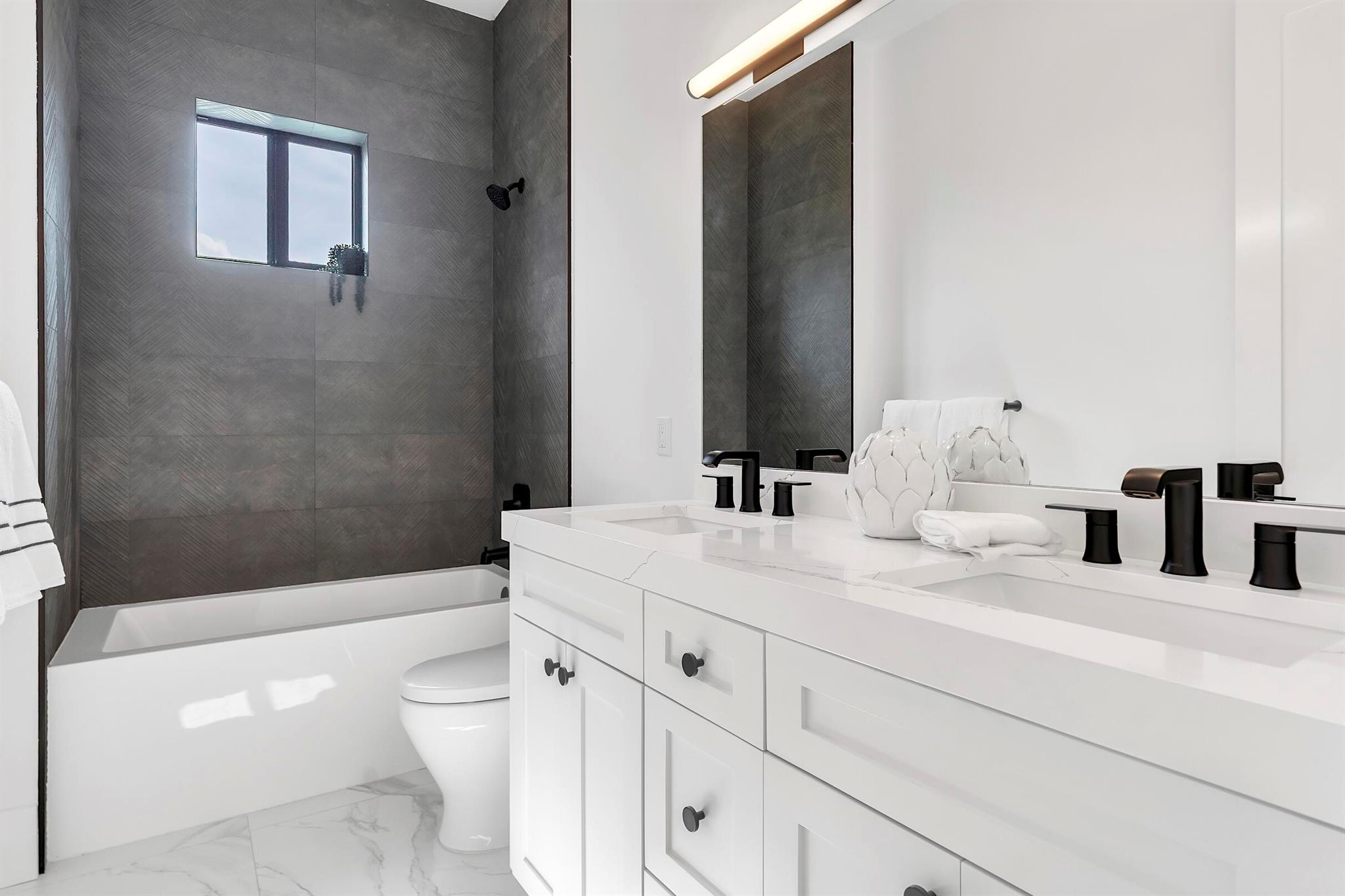 NORTH LAKE WORTH - Residential